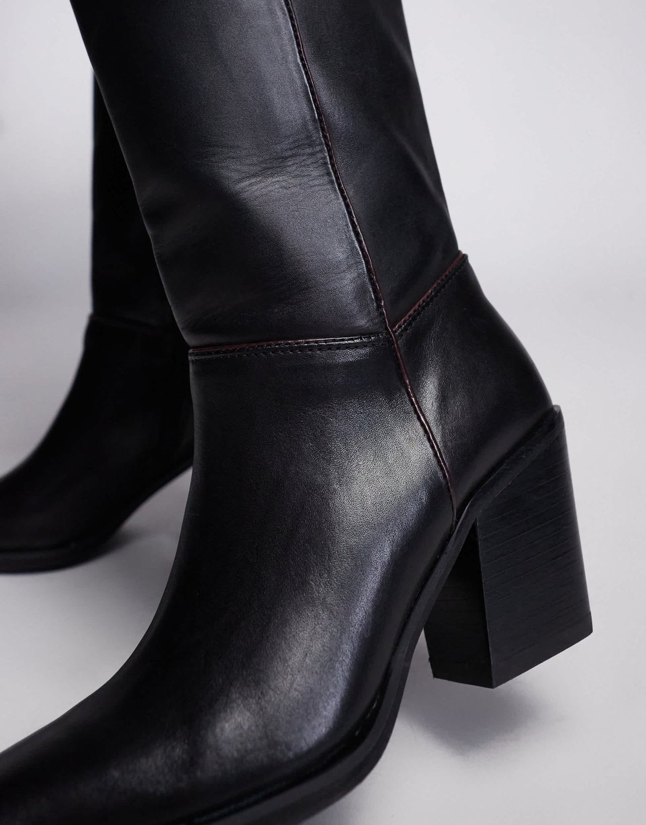 River Island leather clean knee high boot in black - ASOS Sample Sale