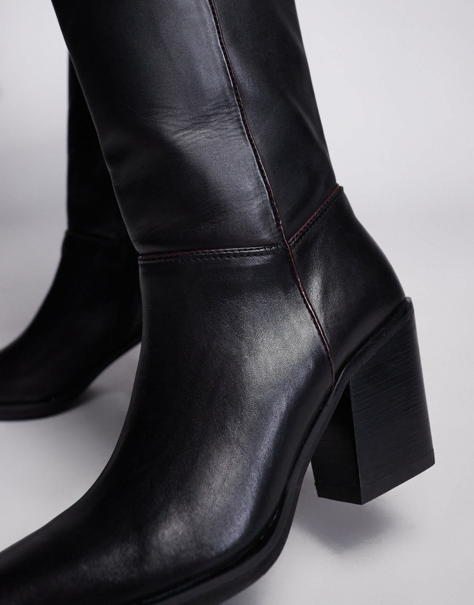 River Island leather clean knee high boot in black - ASOS Sample Sale