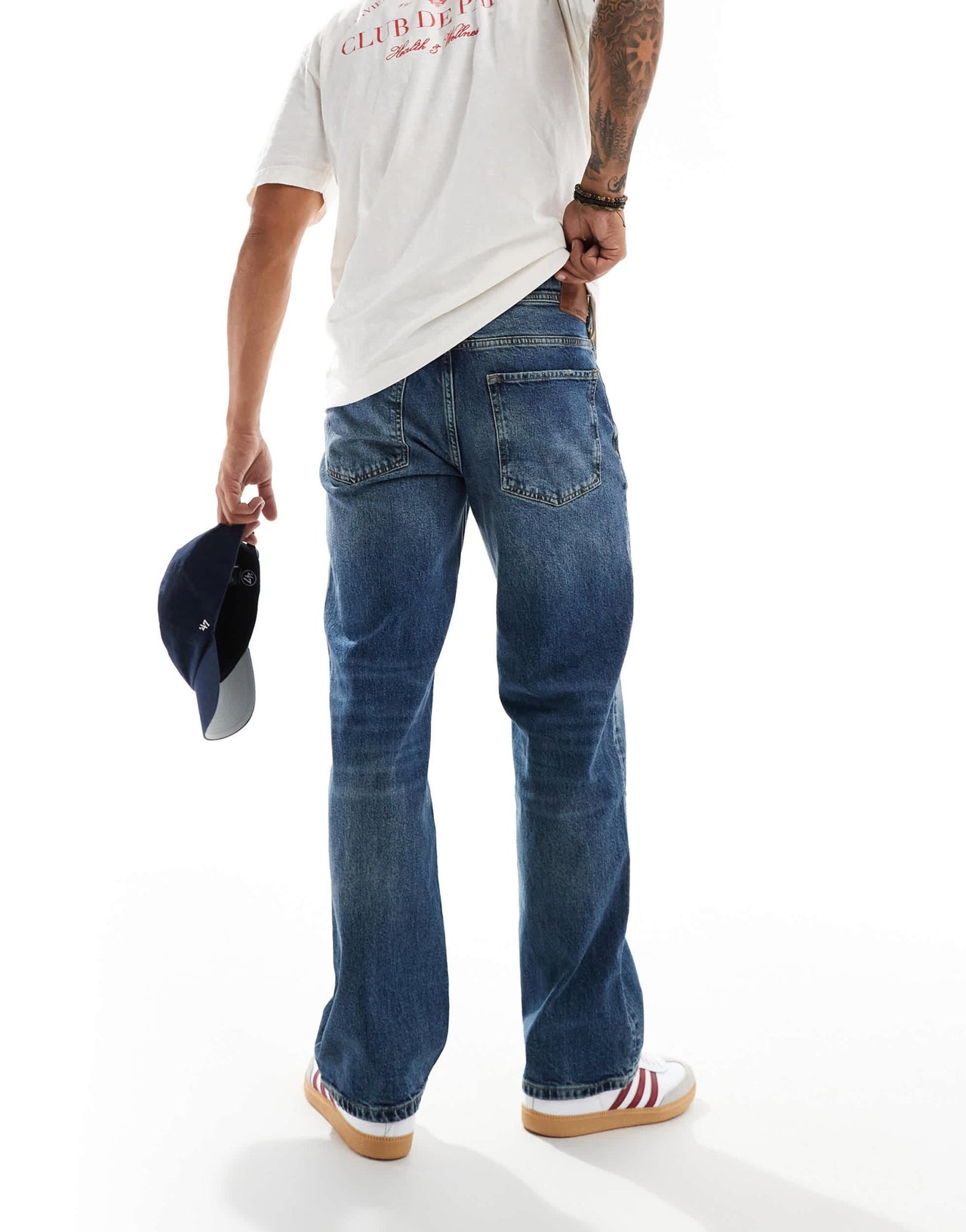 River Island loose fit jeans in mid blue - ASOS Sample Sale
