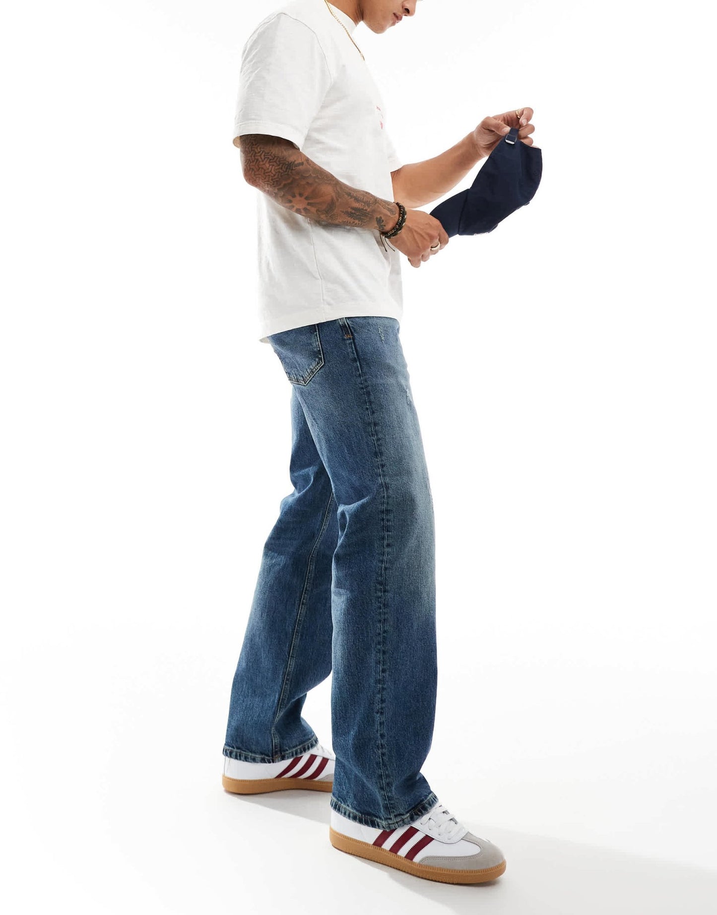 River Island loose fit jeans in mid blue - ASOS Sample Sale