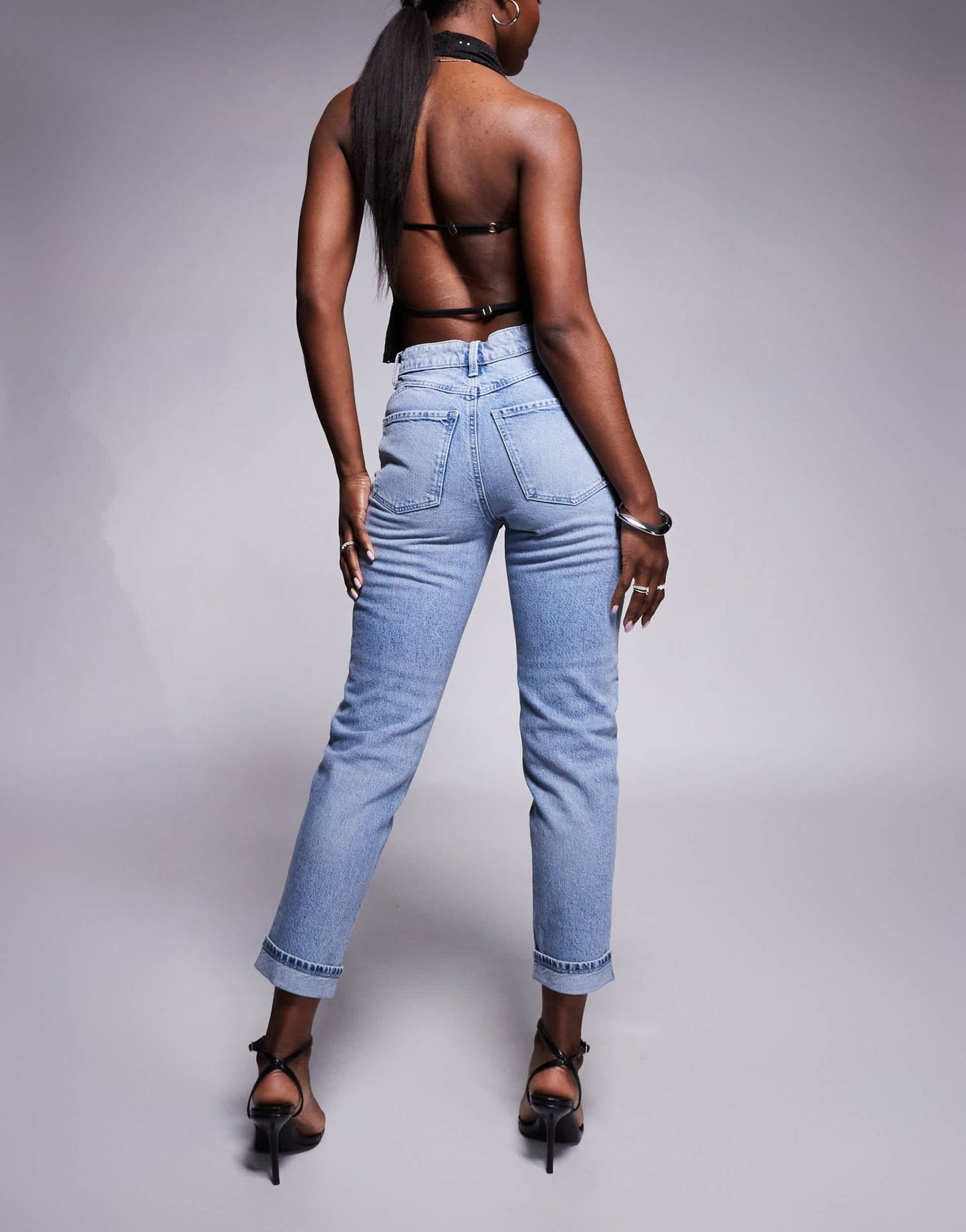 River Island mom jeans in light blue - ASOS Sample Sale
