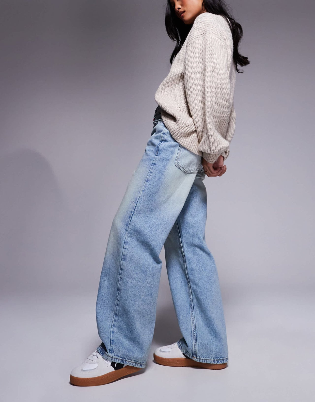 River Island Petite straight jean in midwash blue - ASOS Sample Sale