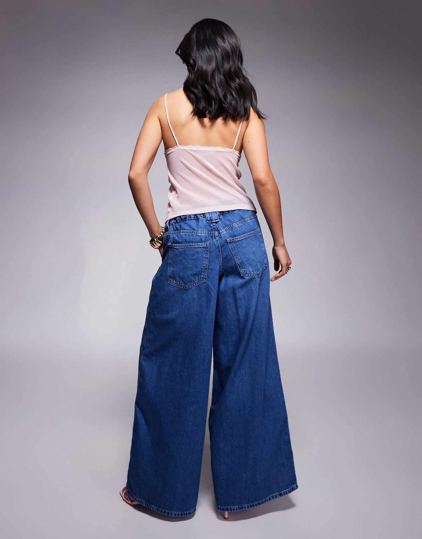 River Island Petite wide leg jean with elasticated back in midwash blue - ASOS Sample Sale