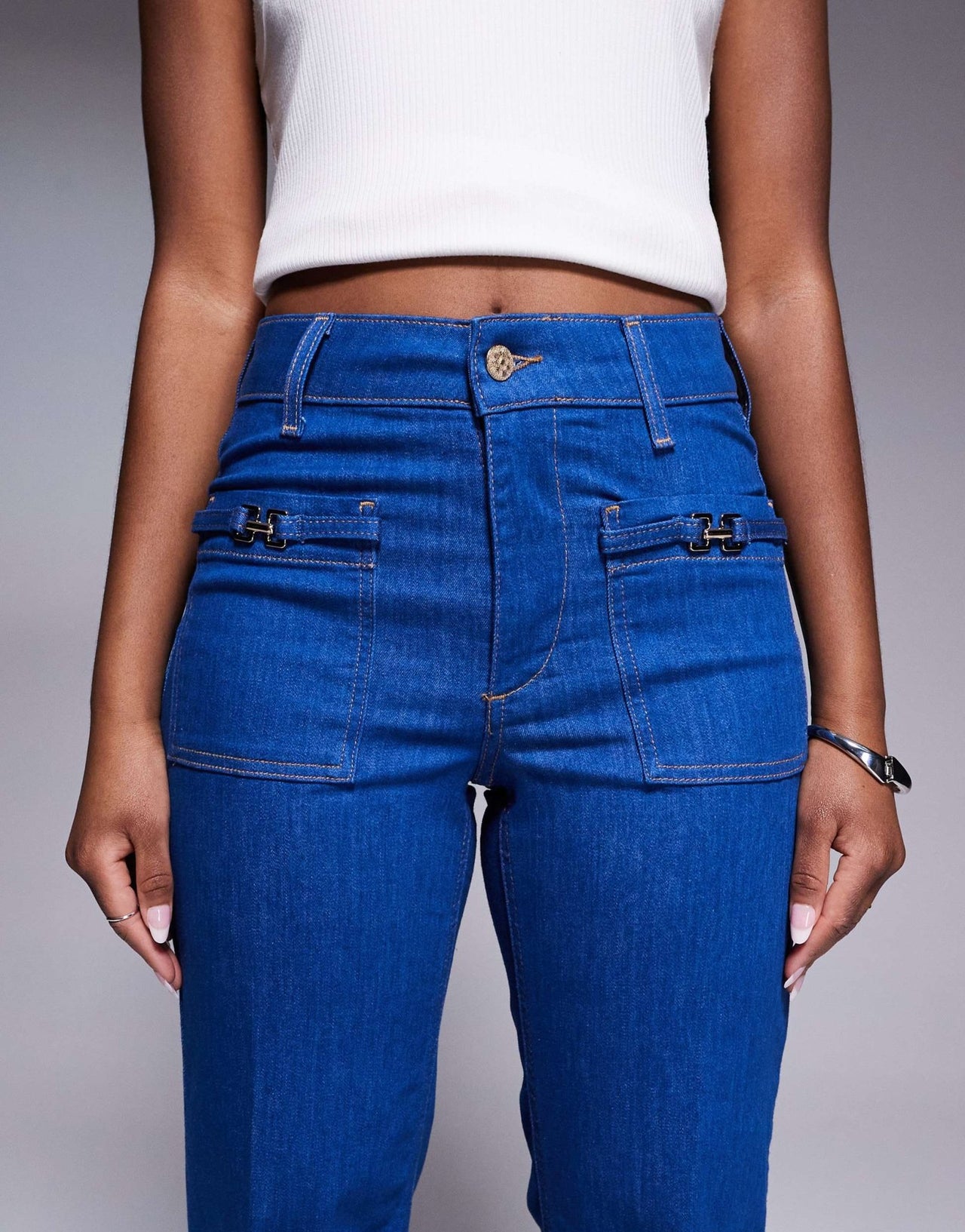 River Island relaxed flare jean in bright blue - ASOS Sample Sale