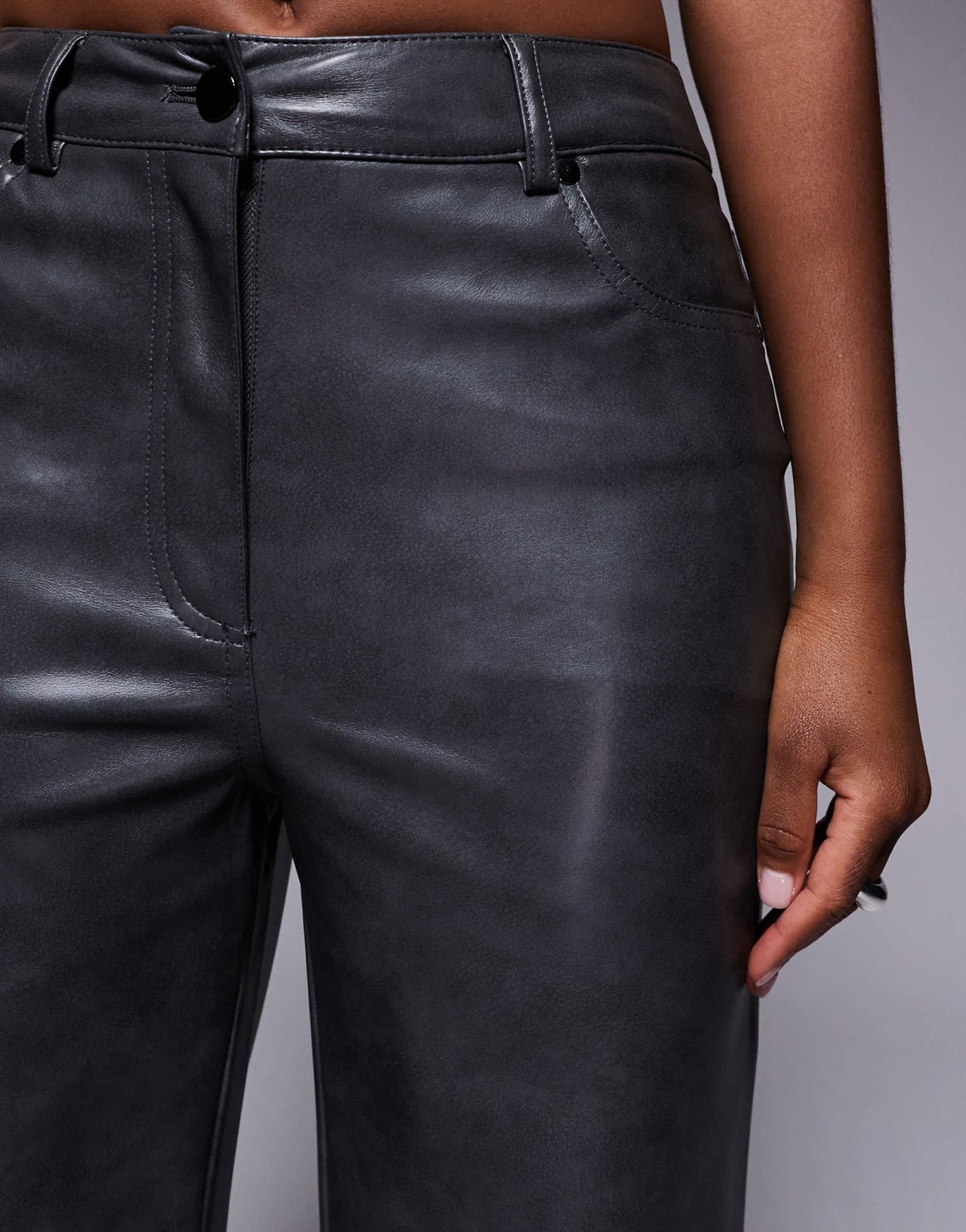 River Island relaxed straight leg jean in grey - ASOS Sample Sale