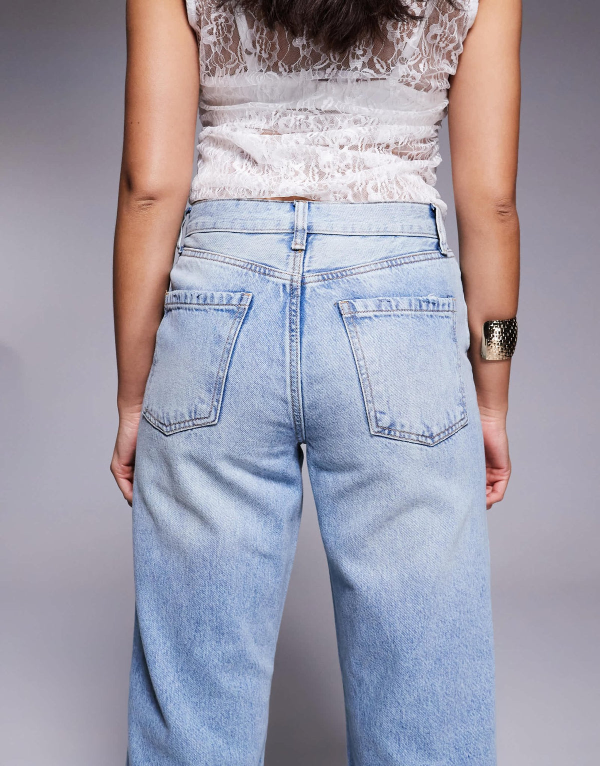 River Island relaxed straight leg jean in midwash blue - ASOS Sample Sale