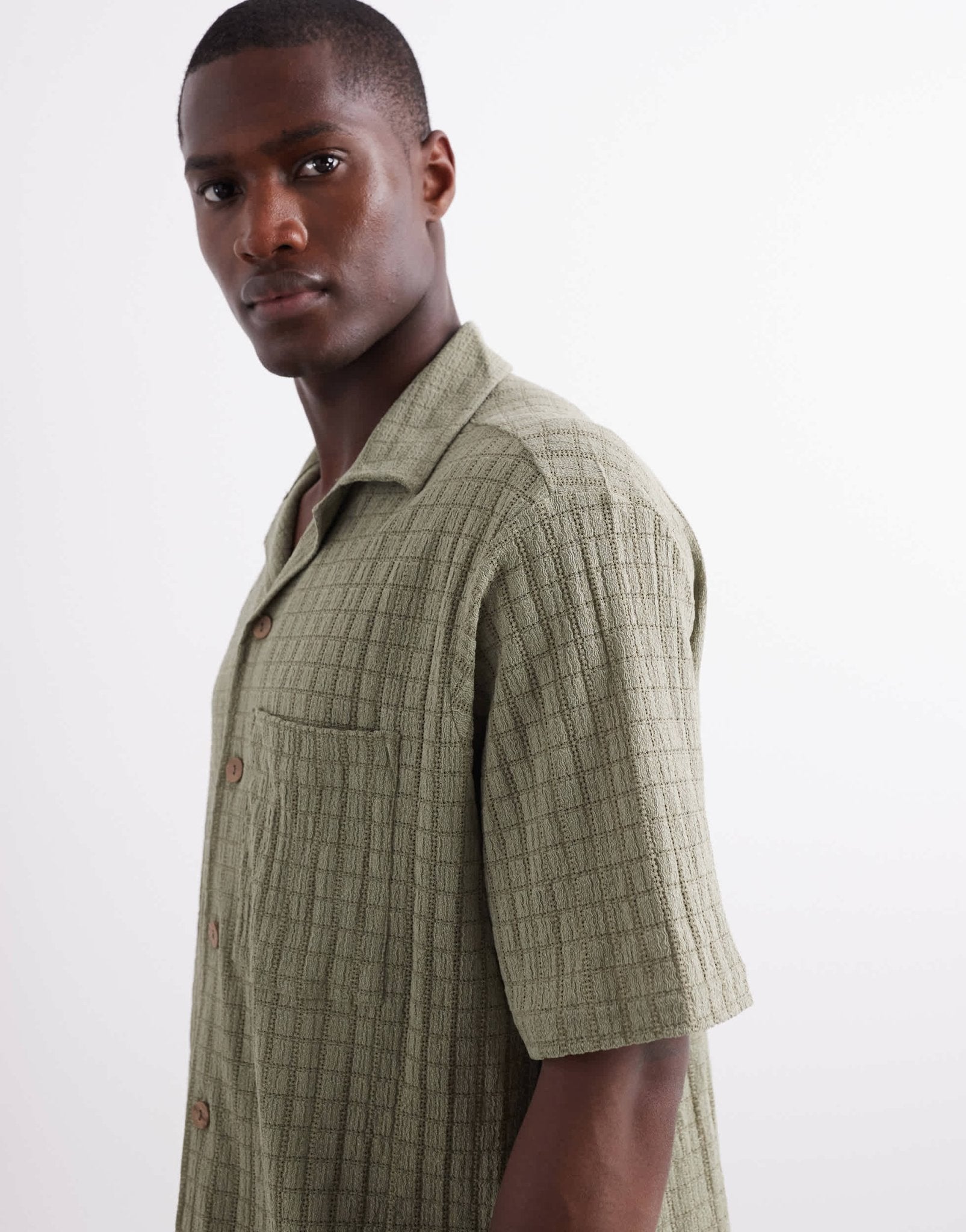 River Island revere collar textured shirt in khaki - ASOS Sample Sale
