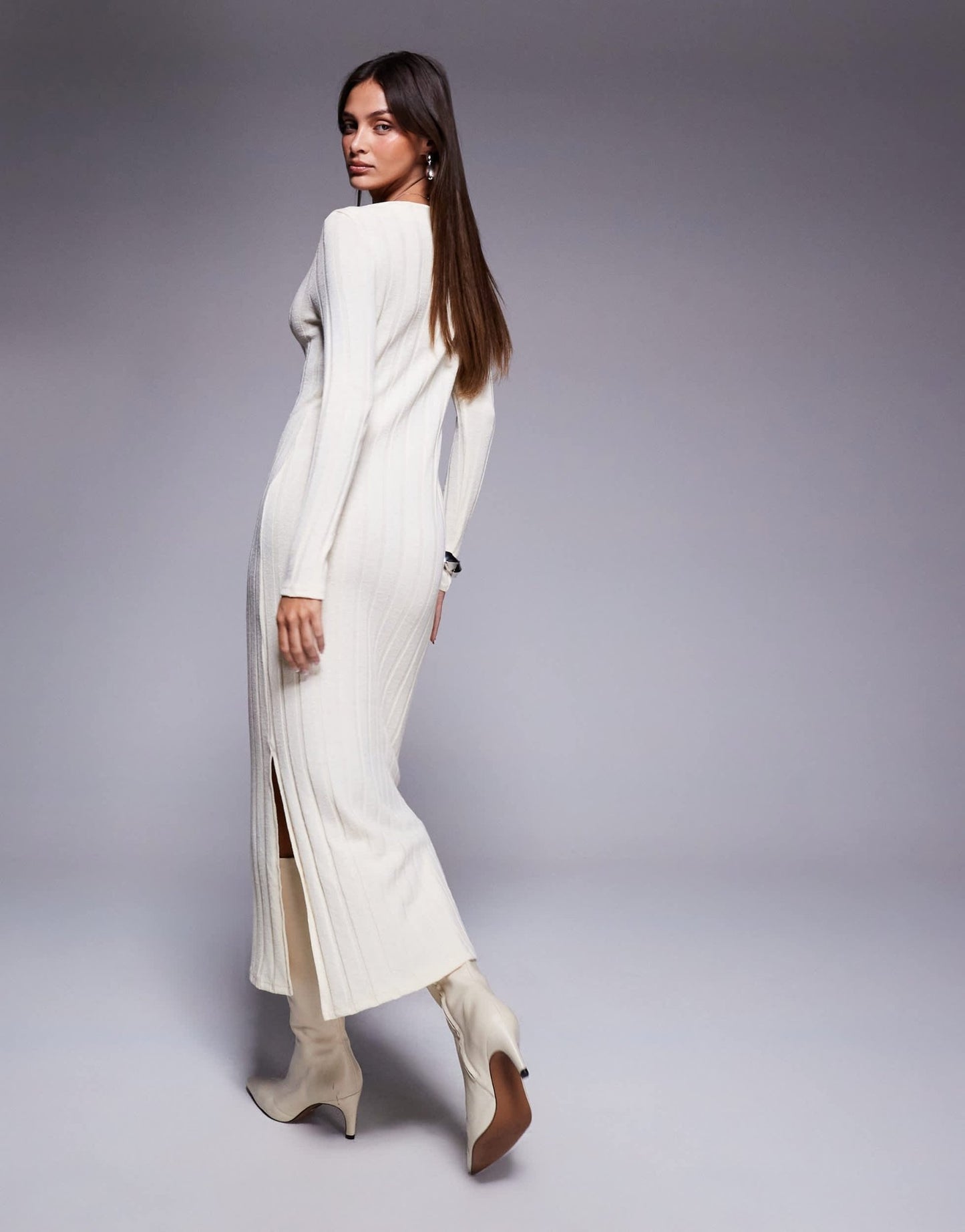 River Island ribbed midi dress in cream - ASOS Sample Sale