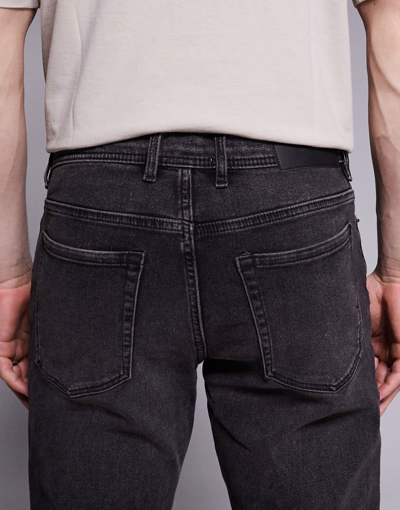 River Island skinny fit jeans in washed black - ASOS Sample Sale