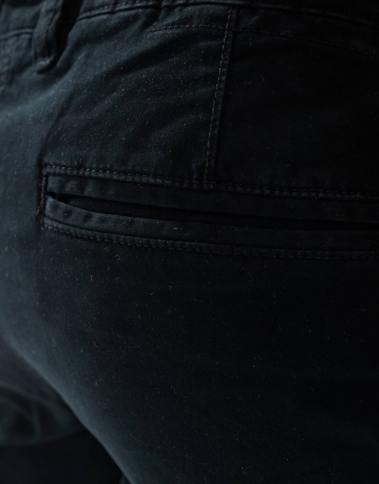 River Island slim fit casual chino trousers in black - ASOS Sample Sale