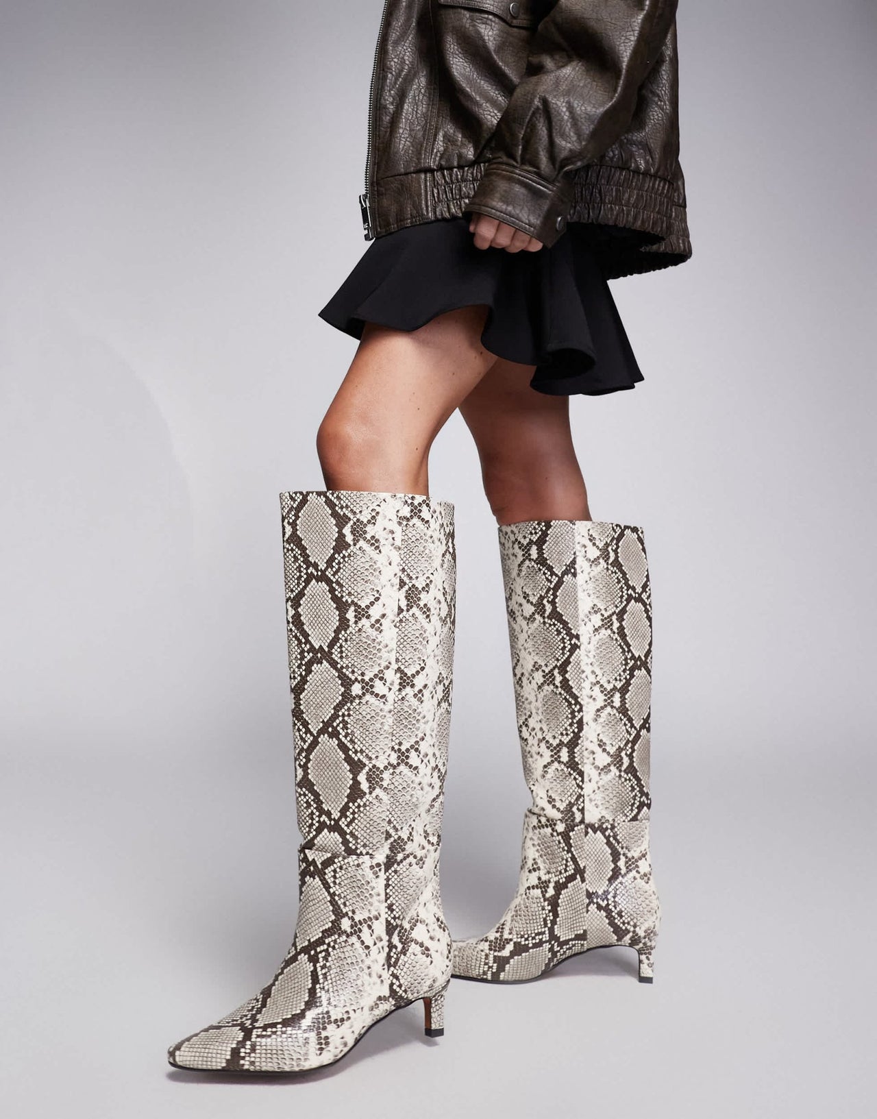 River Island snakeskin print knee boots with low heel in beige - ASOS Sample Sale