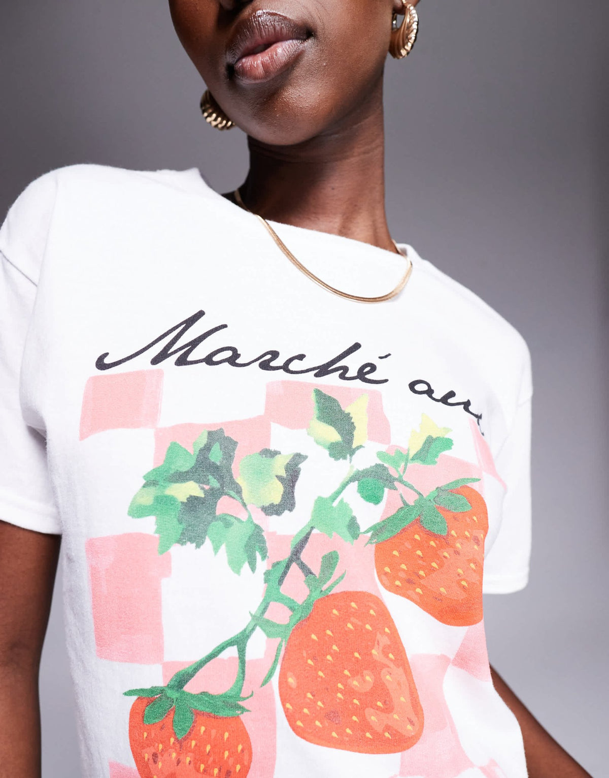 River Island strawberry gingham print baby tee in white - ASOS Sample Sale