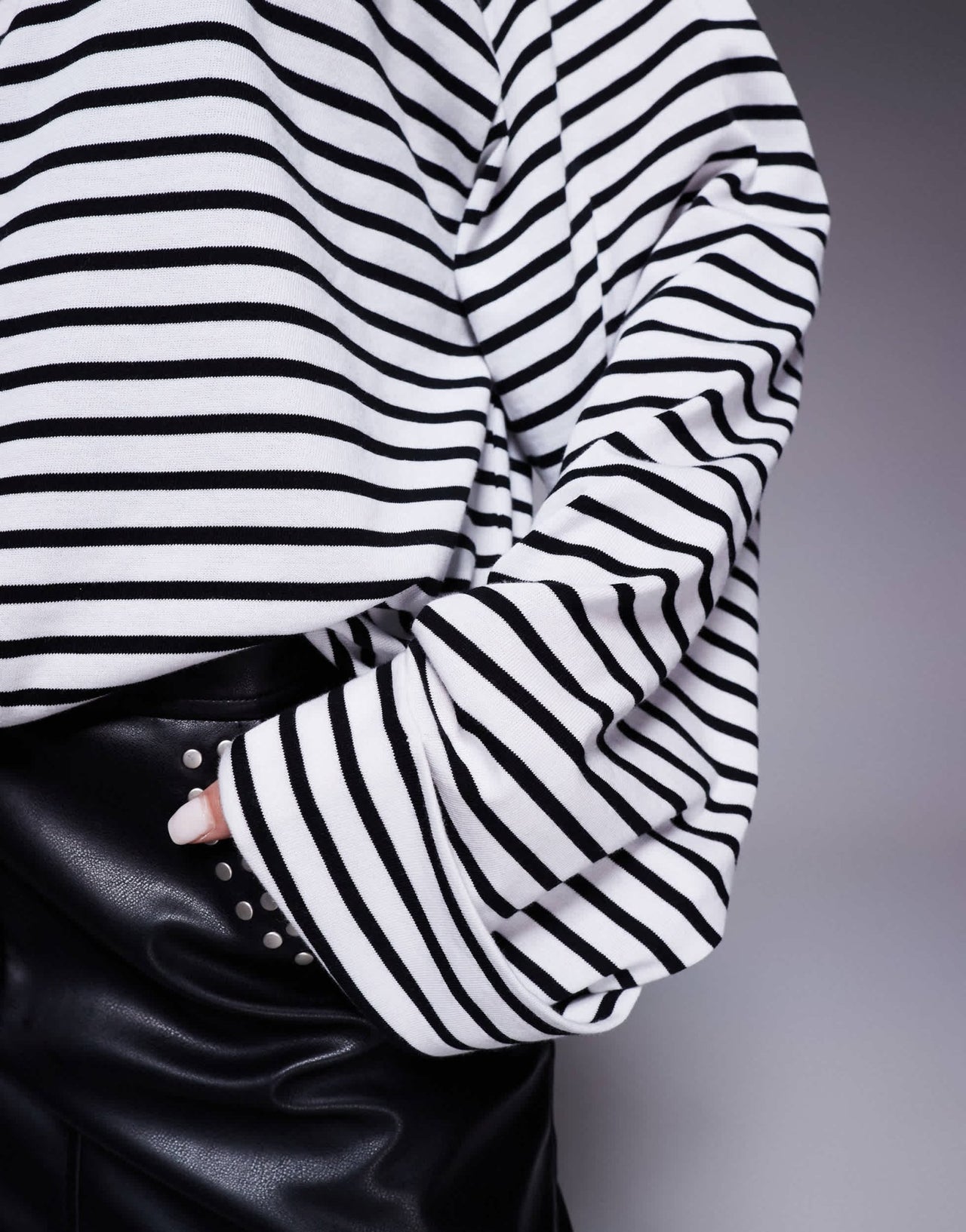 River Island stripe cuff sleeve top in black - ASOS Sample Sale