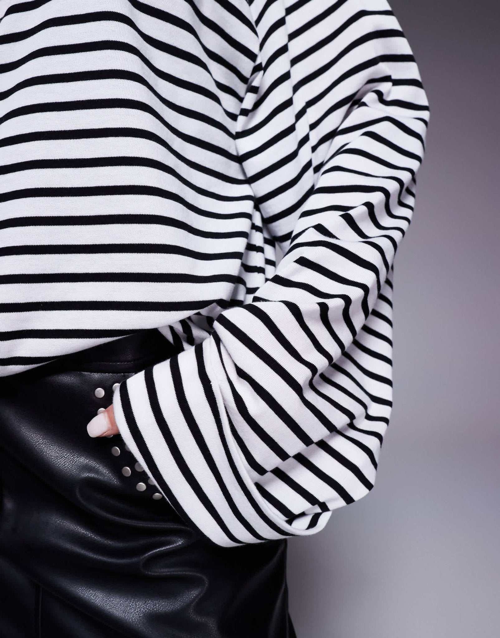 River Island stripe cuff sleeve top in black - ASOS Sample Sale