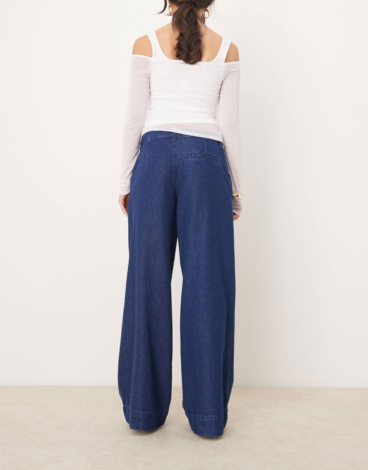 River Island tailored baggy jean in darkwash blue - ASOS Sample Sale