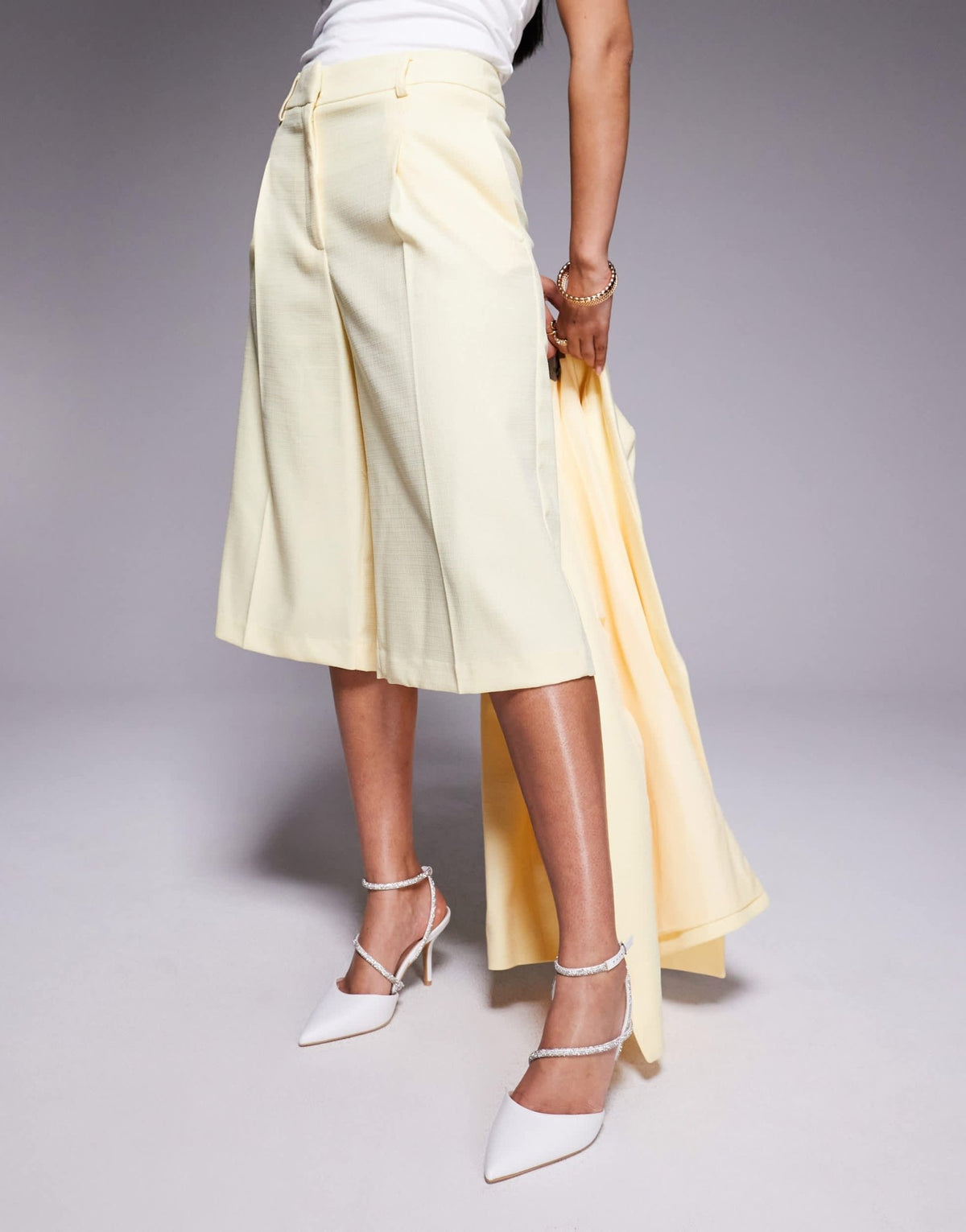 River Island tailored jorts co-ord in light yellow - ASOS Sample Sale