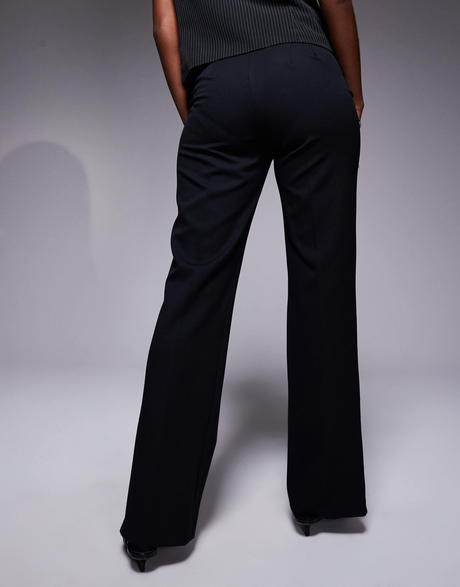 River Island tailored trouser with split hem in black - ASOS Sample Sale