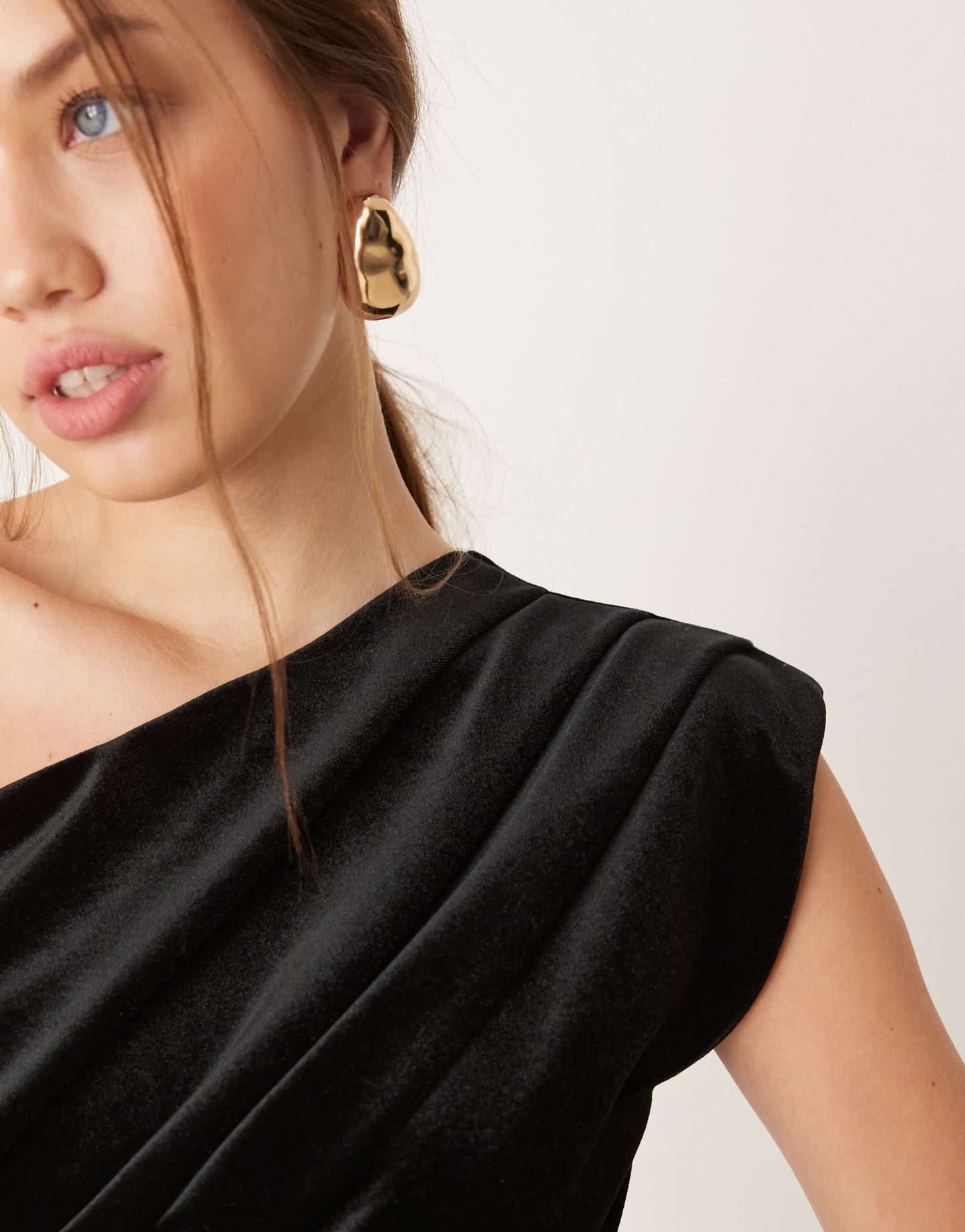 River Island velvet asymmetric top in black - ASOS Sample Sale