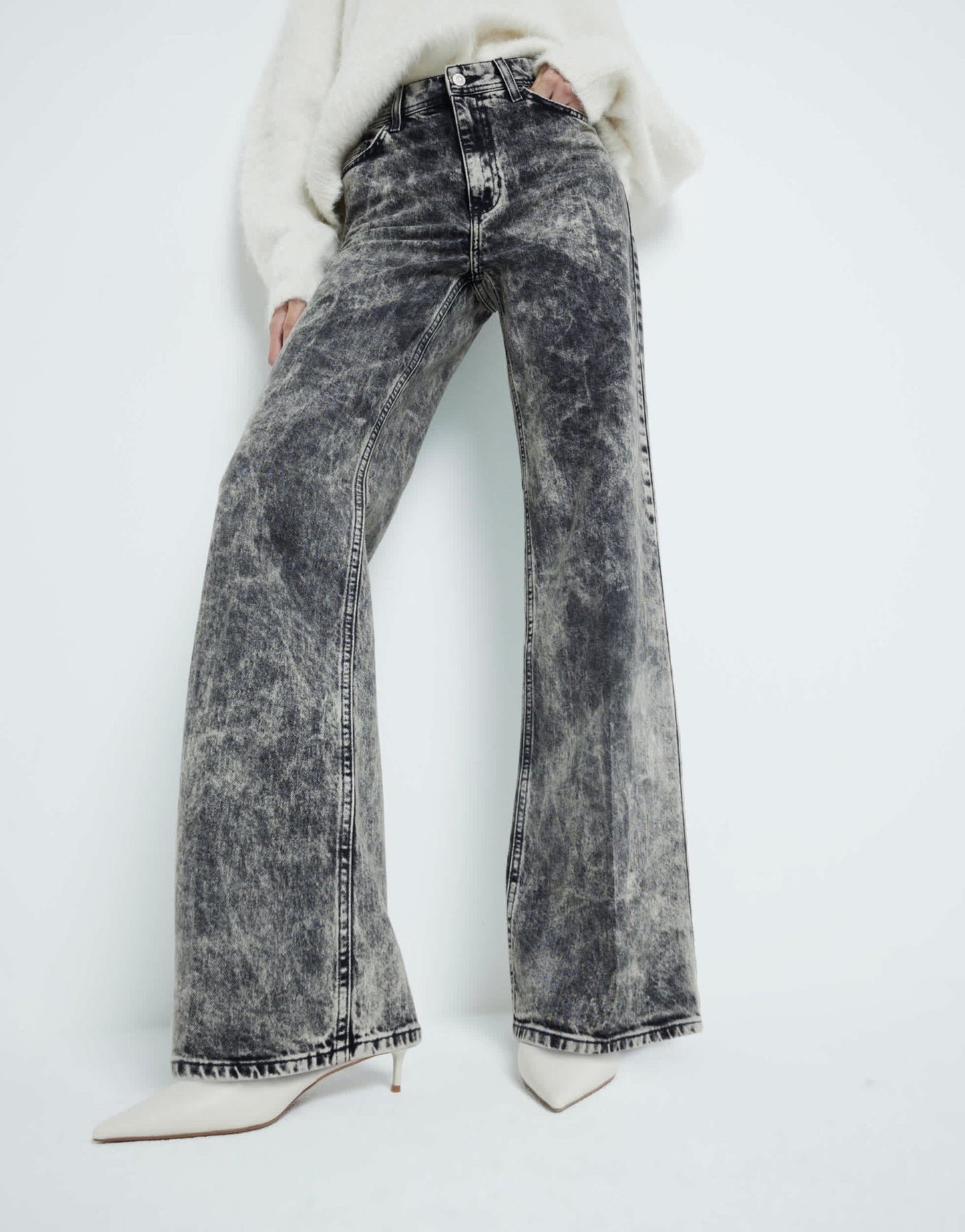 River Island wide leg jean in brown acid wash - ASOS Sample Sale