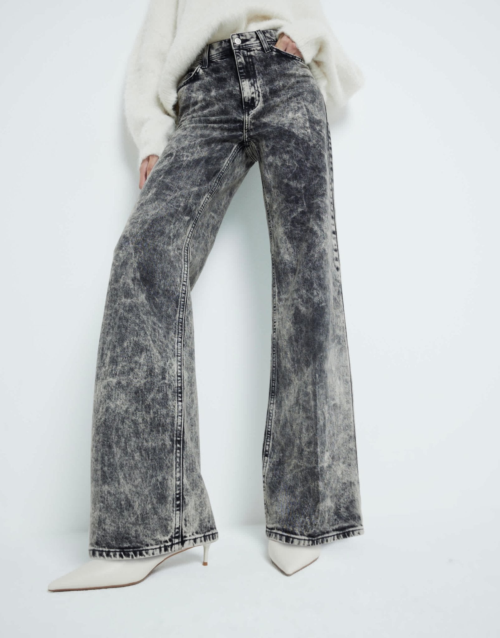 River Island wide leg jean in brown acid wash - ASOS Sample Sale