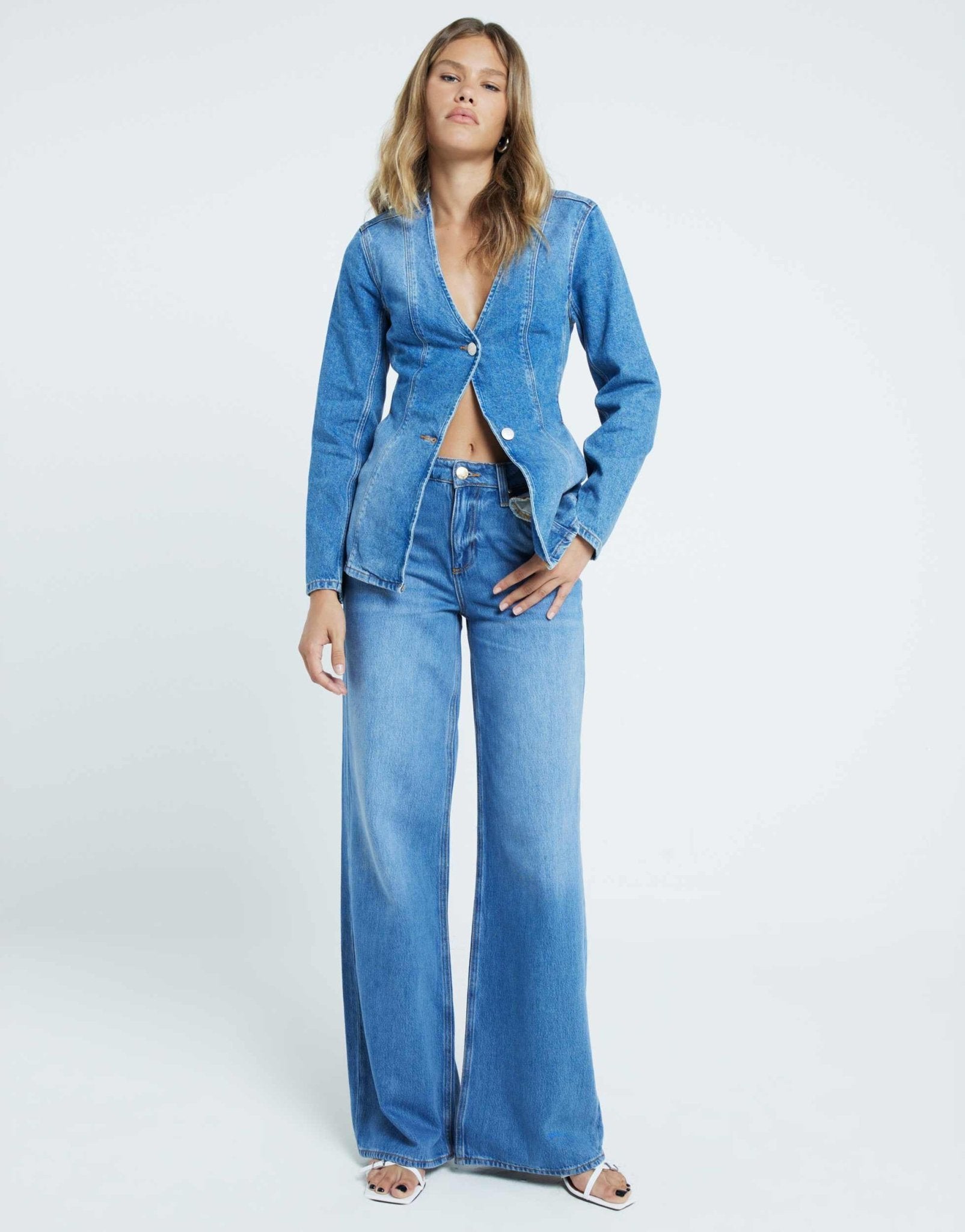 River Island wide leg jean in midwash blue - ASOS Sample Sale