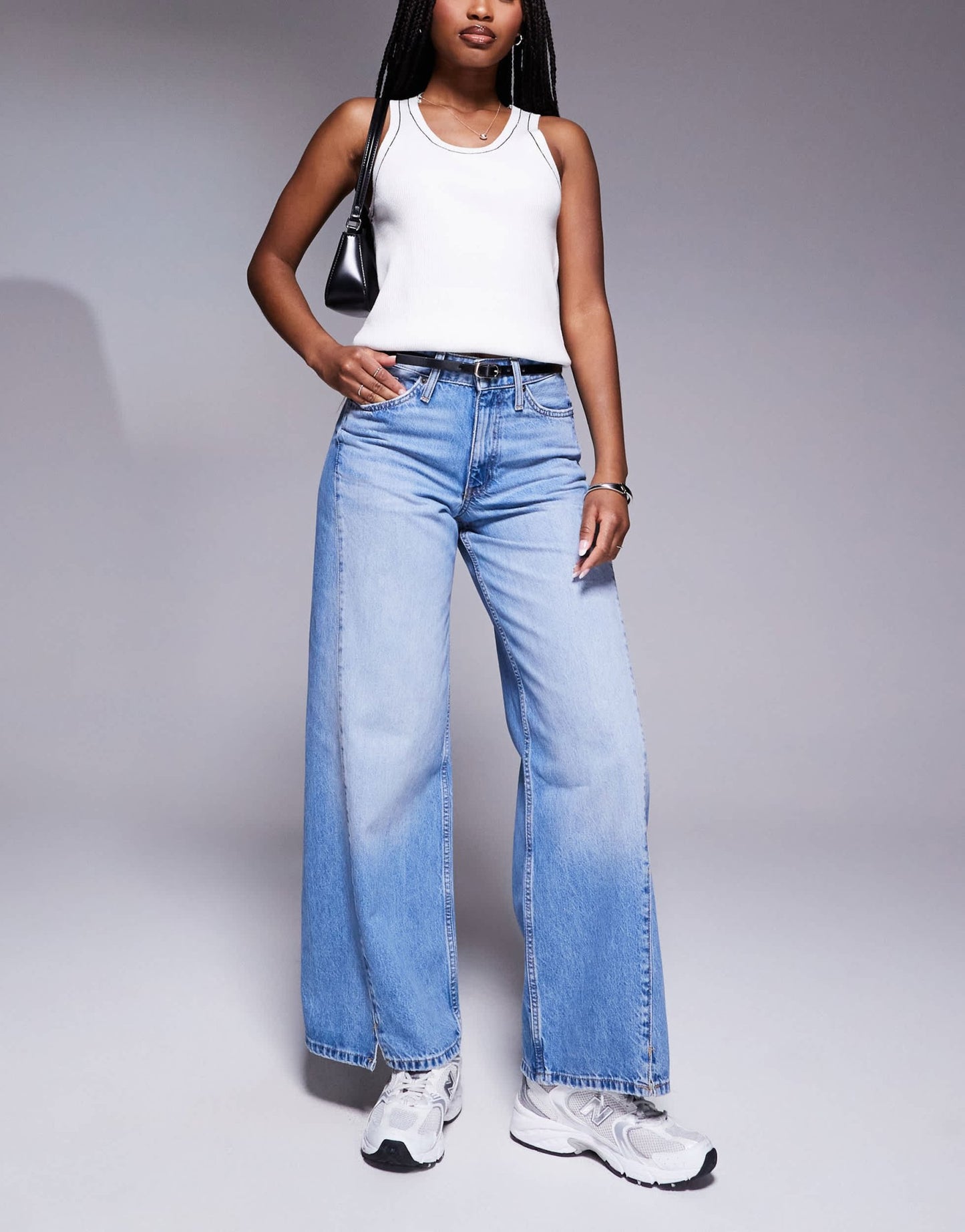 River Island wide leg jean with detachable belt in lightwash blue - ASOS Sample Sale