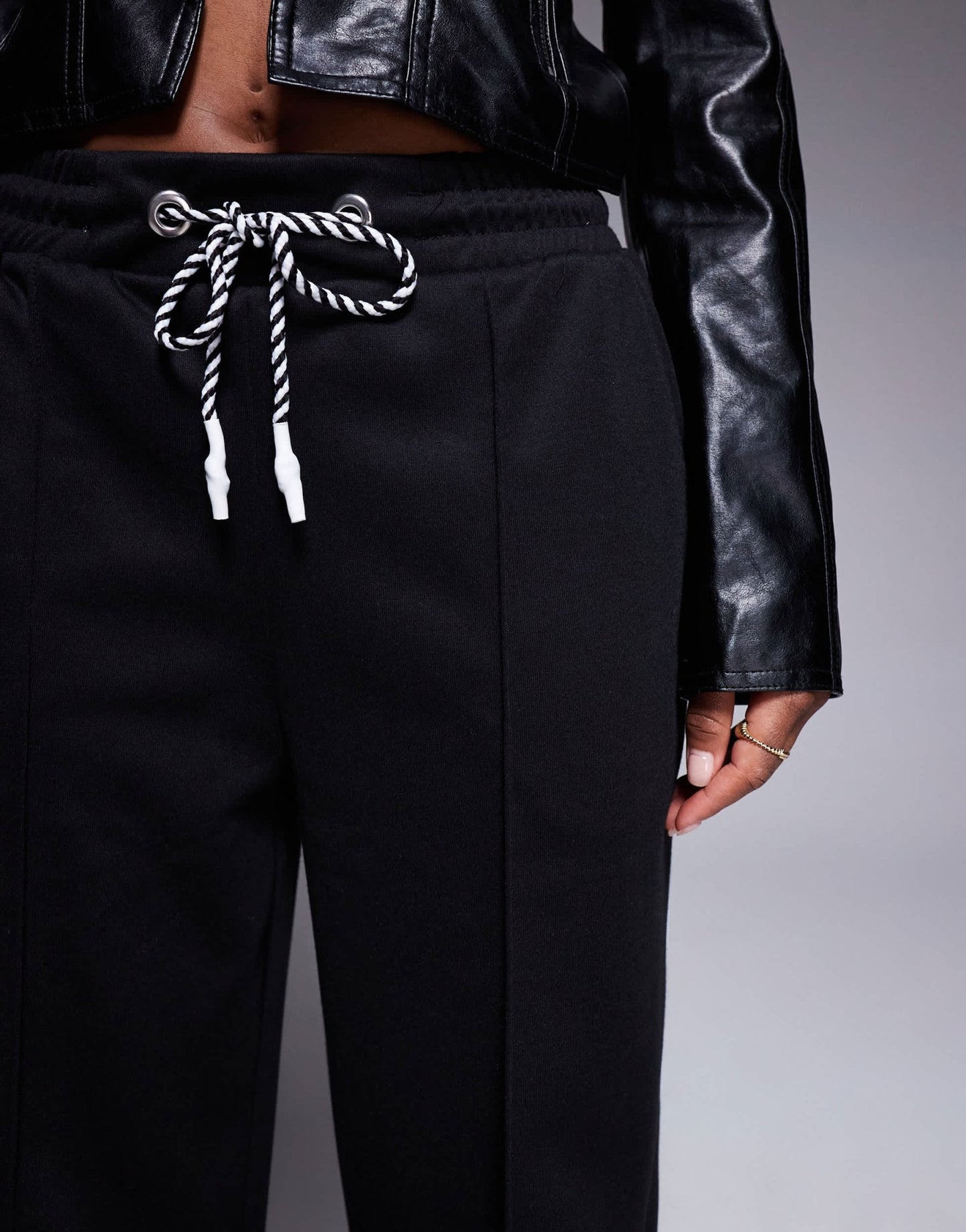 River Island wide leg joggers with side stripe in black - ASOS Sample Sale