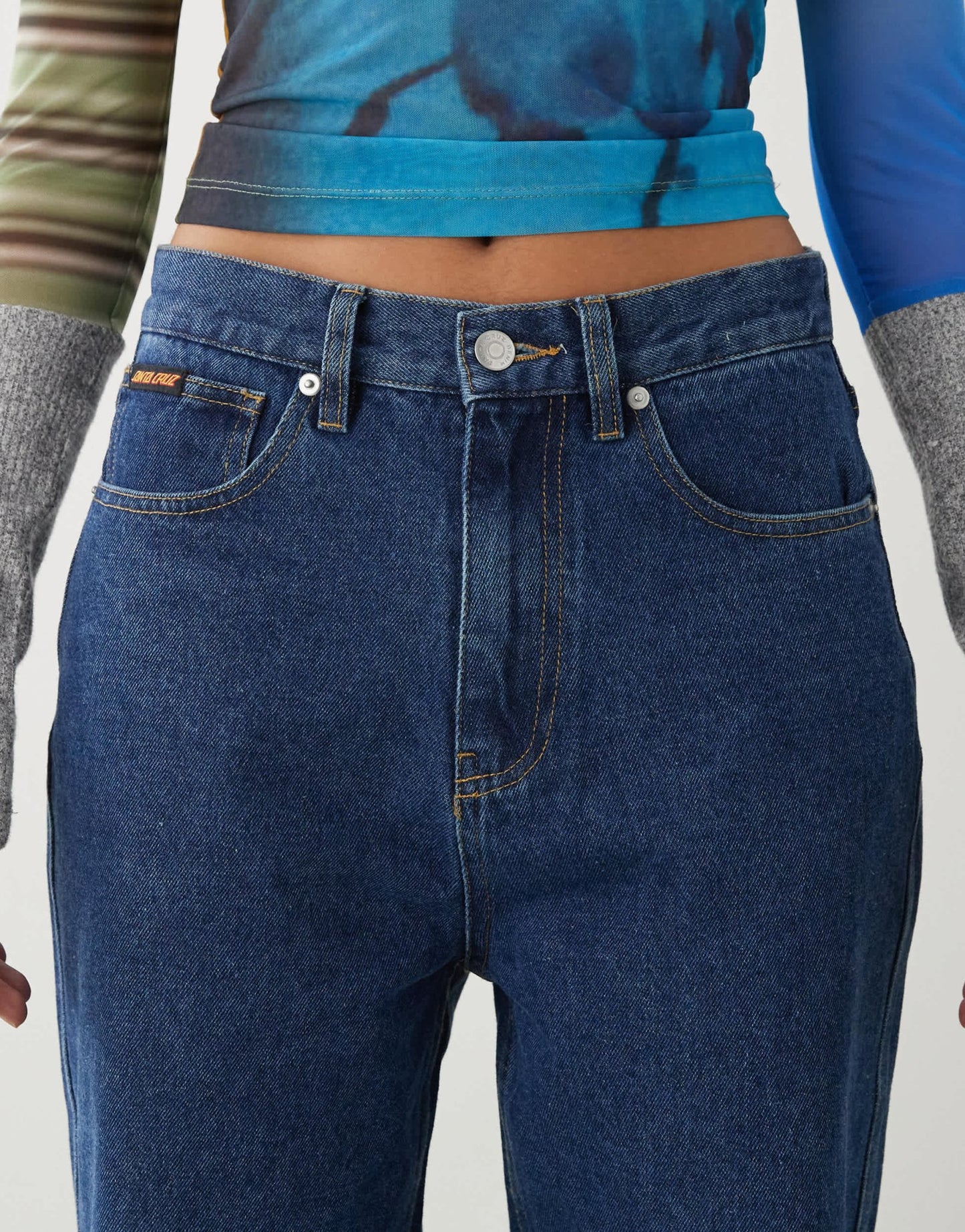 Santa Cruz baggy jeans in mid wash - ASOS Sample Sale