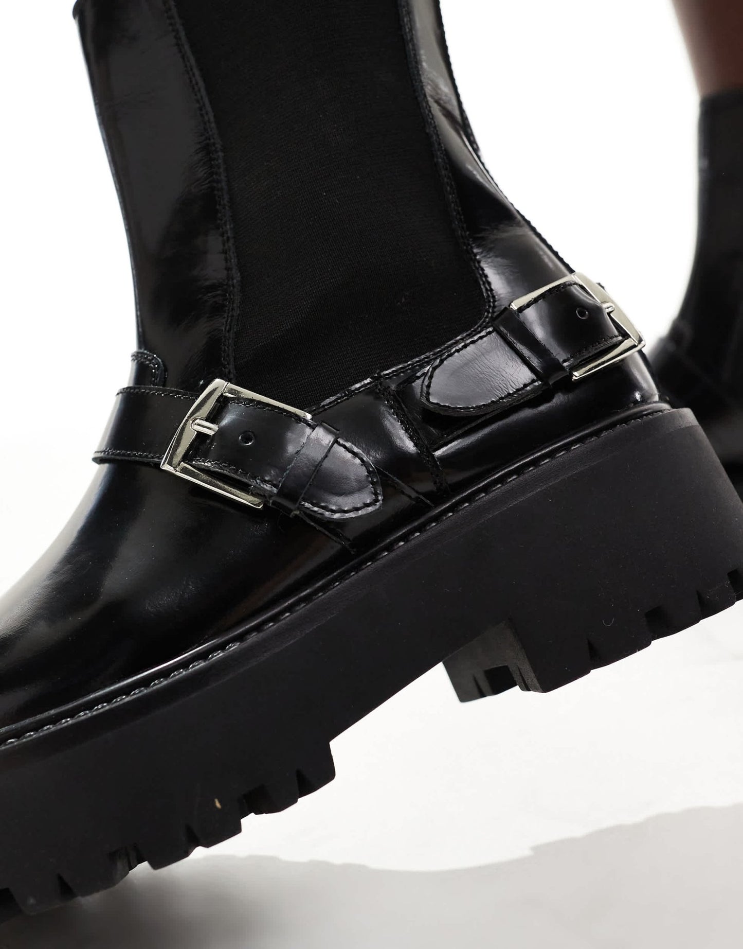 schuh Ariah chunky buckle ankle boots in black leather - ASOS Sample Sale