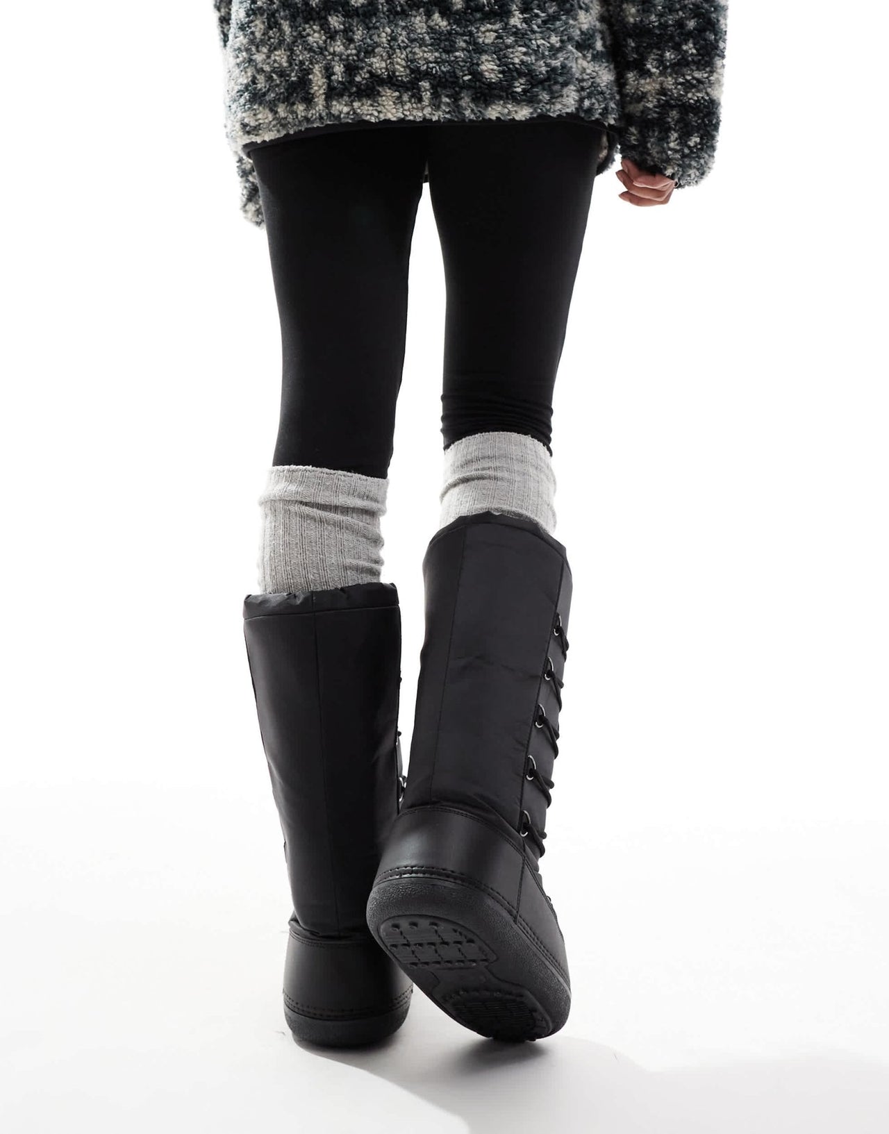 SEQWL knee high snow boots in black - ASOS Sample Sale