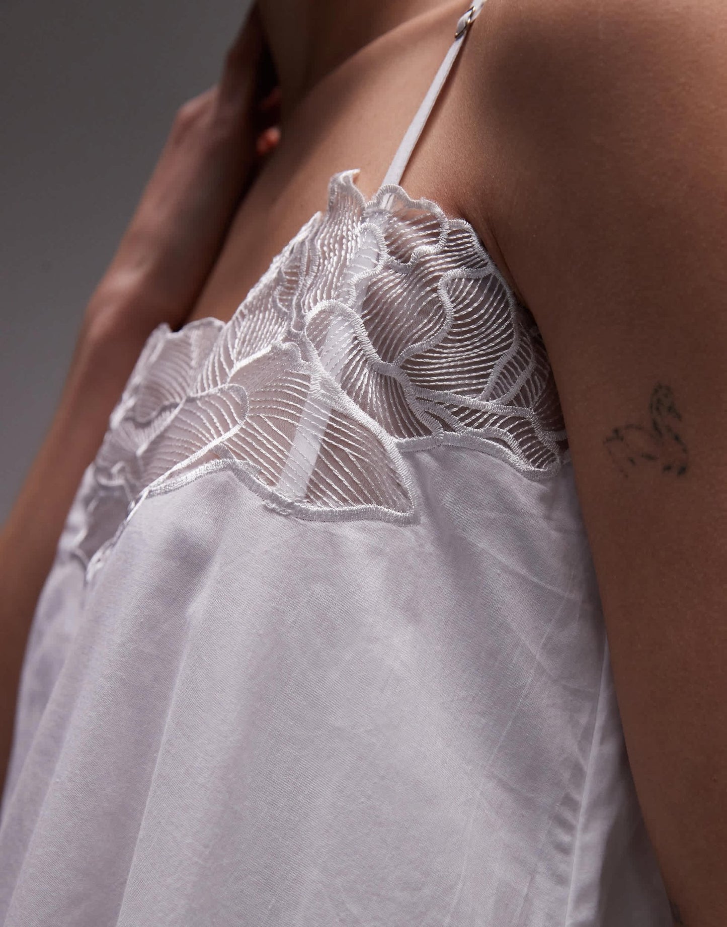 SNDYS flower lace trim cami trapeze maxi dress in white - ASOS Sample Sale