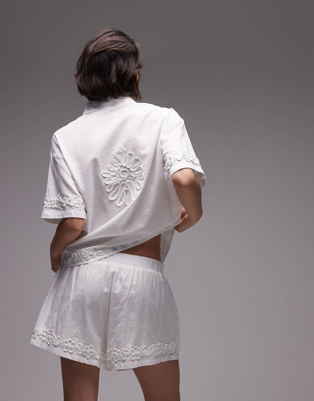 SNDYS linen blend flower applique detail shorts co-ord in white - ASOS Sample Sale