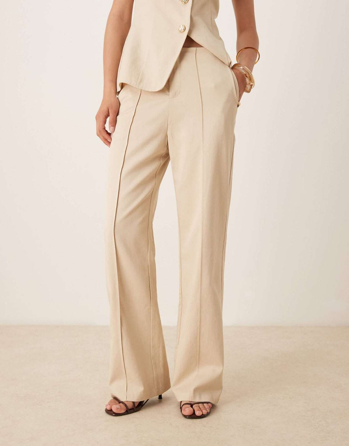SNDYS linen look seam front wide leg trousers co-ord in cream - ASOS Sample Sale