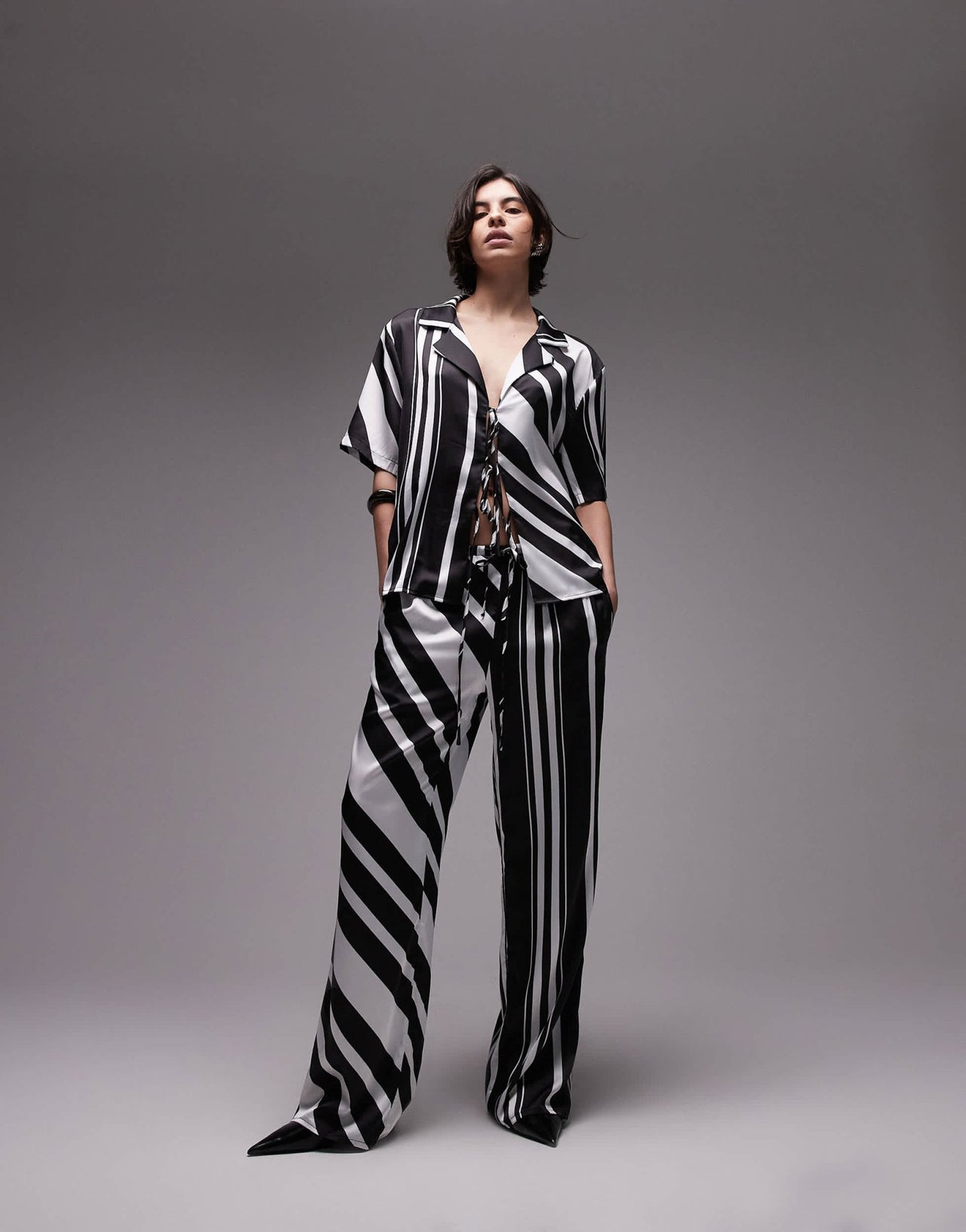 SNDYS tie front collared short sleeve shirt co - ord in mono stripe - ASOS Sample Sale