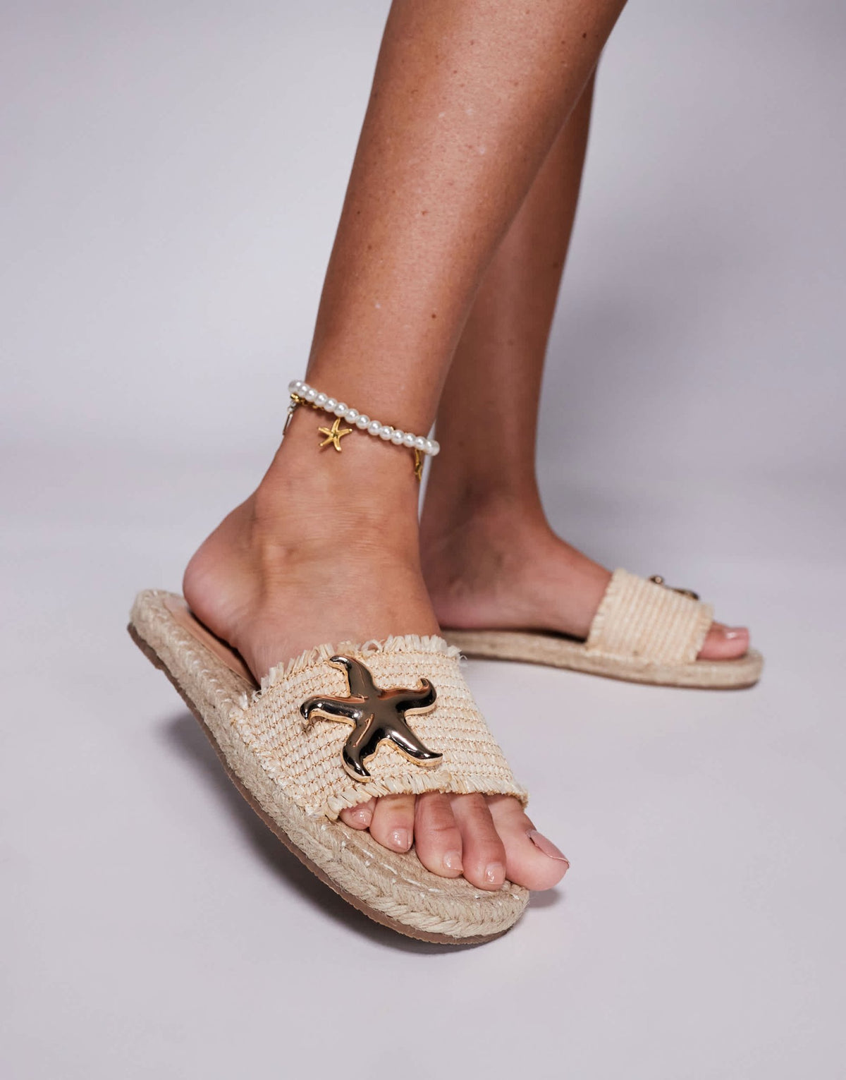 South Beach Sandal with Starfish in Natural Raffia - ASOS Sample Sale