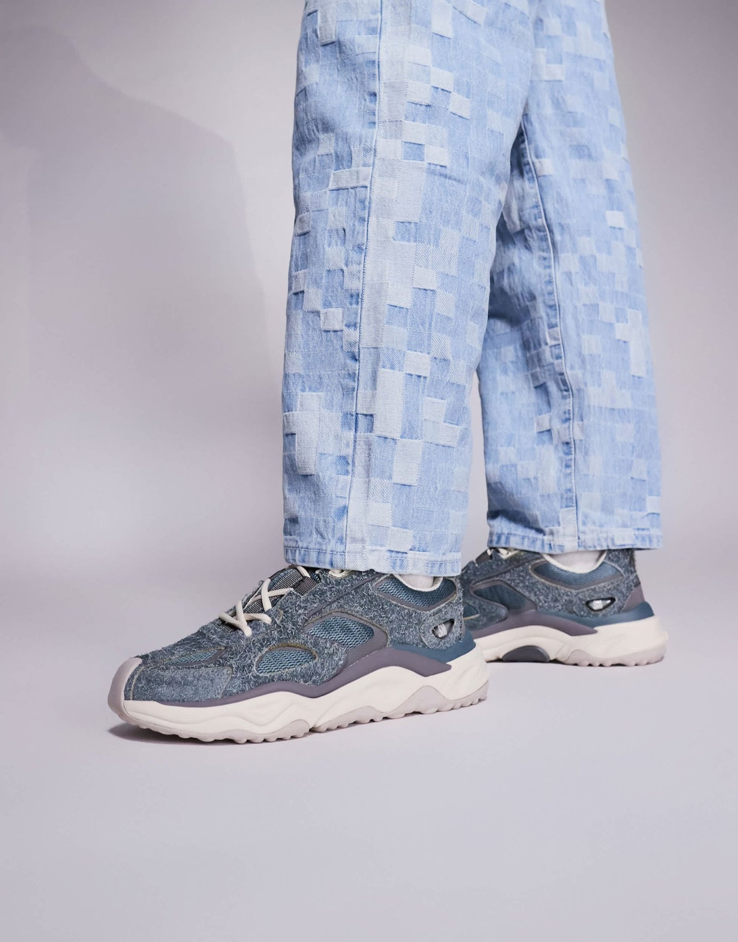 Steve Madden Serpent chunky trainers in blue - ASOS Sample Sale