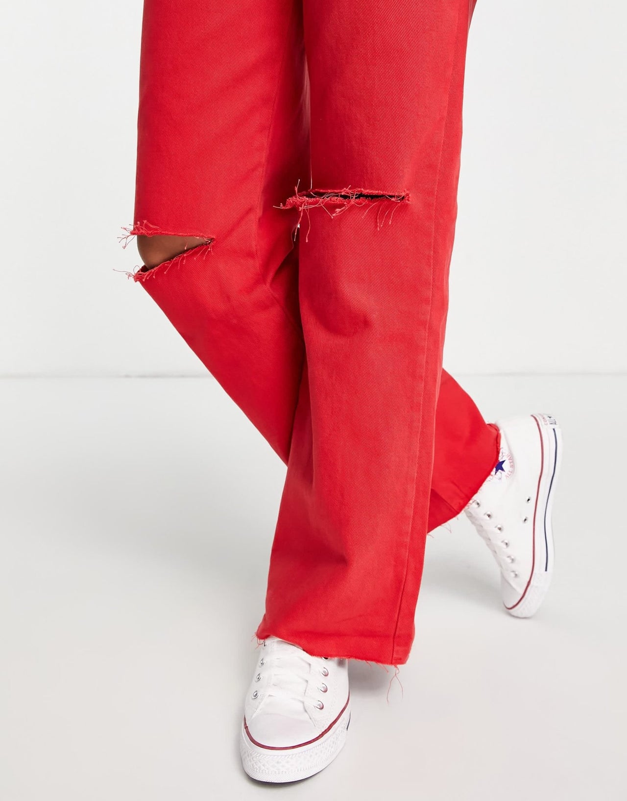 Stradivarius 90's dad jean in red - ASOS Sample Sale