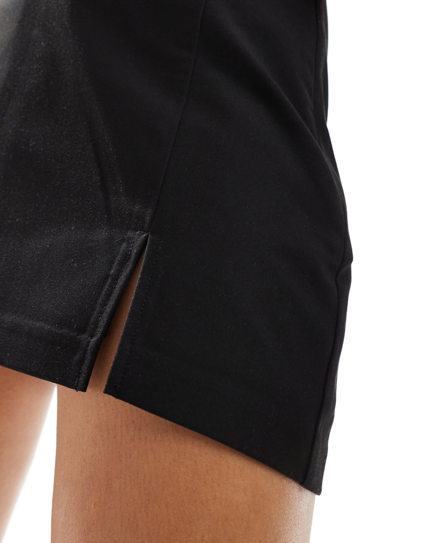 Stradivarius 90s mini skort in black - ASOS Sample Sale
