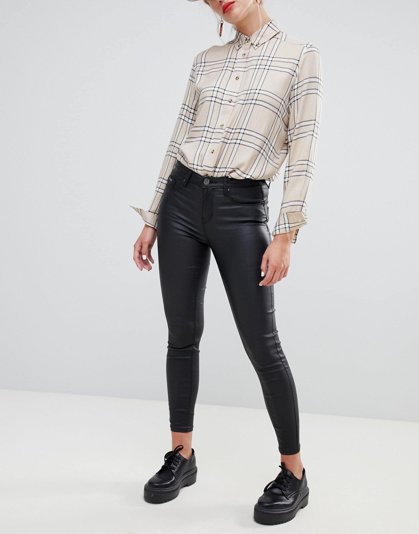 Stradivarius Coated push up jean - ASOS Sample Sale