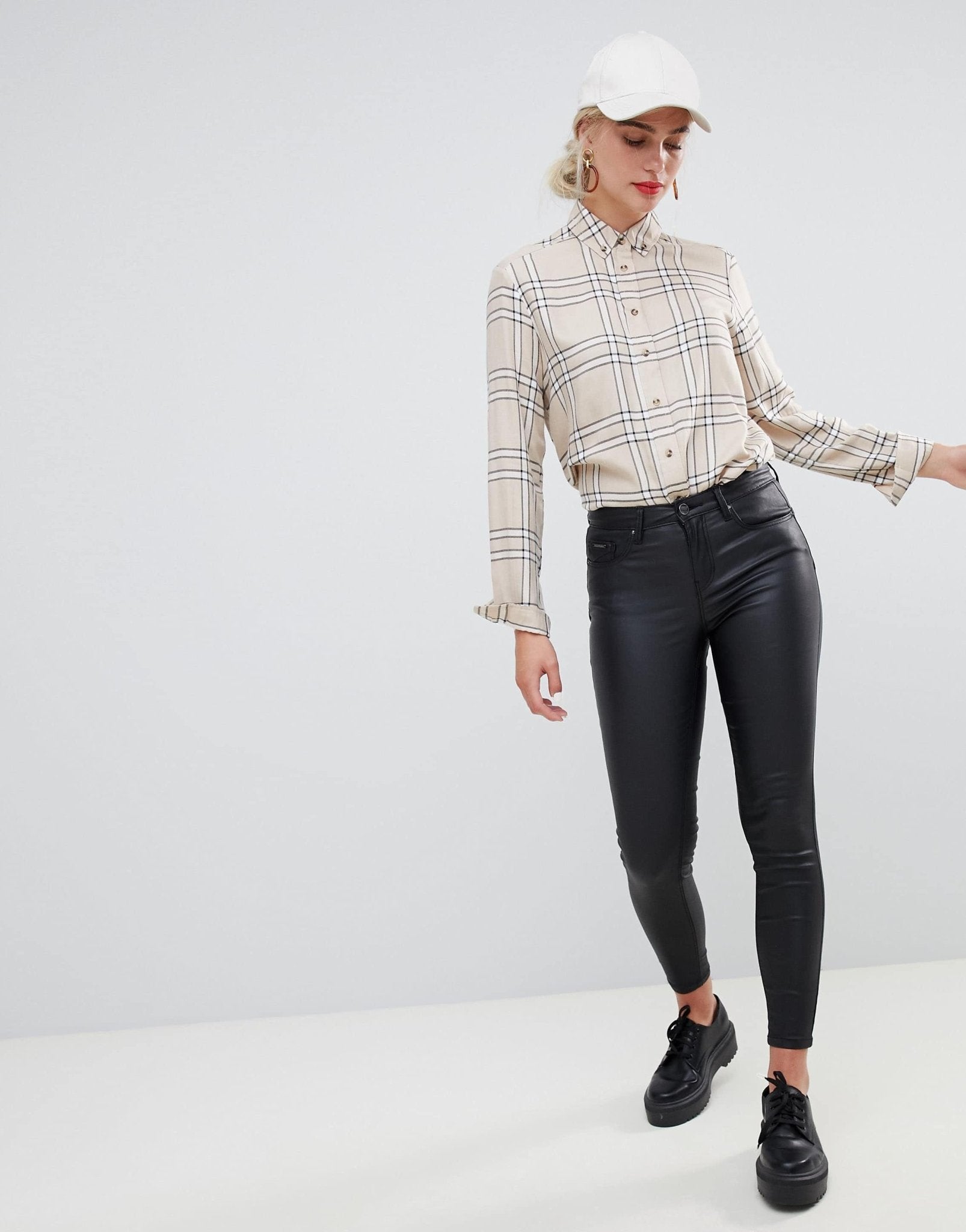 Stradivarius Coated push up jean - ASOS Sample Sale