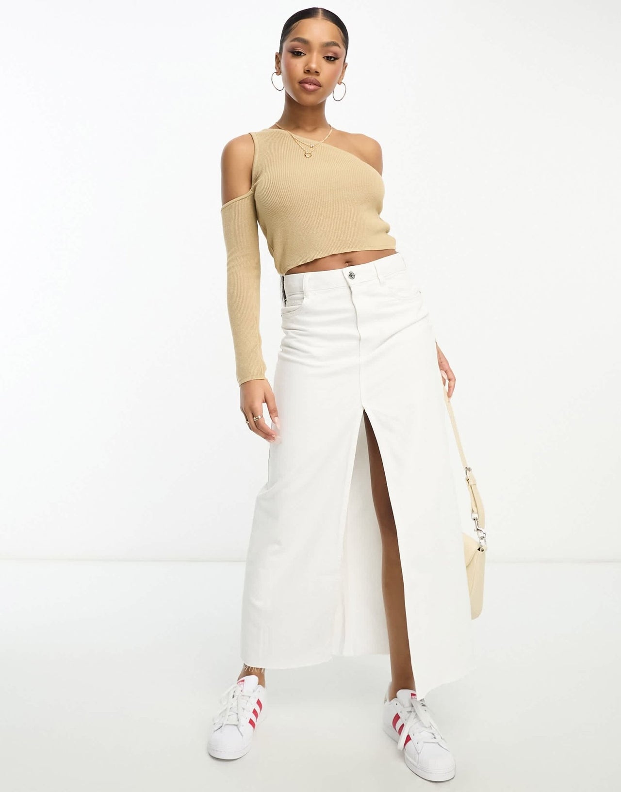 Stradivarius cold shoulder open knit top in camel - ASOS Sample Sale