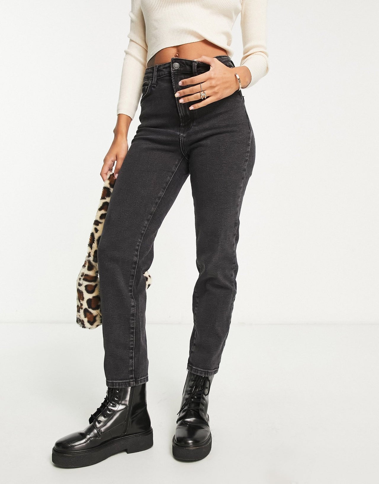 Stradivarius cotton slim mom jean with stretch in black - ASOS Sample Sale