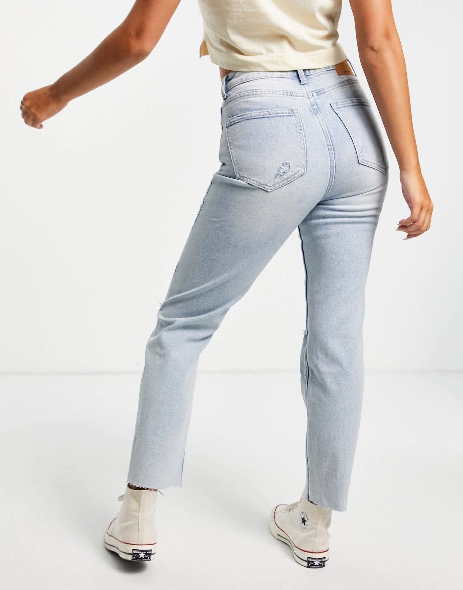 Stradivarius cropped cotton slim mom jeans with stretch and rip in light blue - MBLUE - ASOS Sample Sale