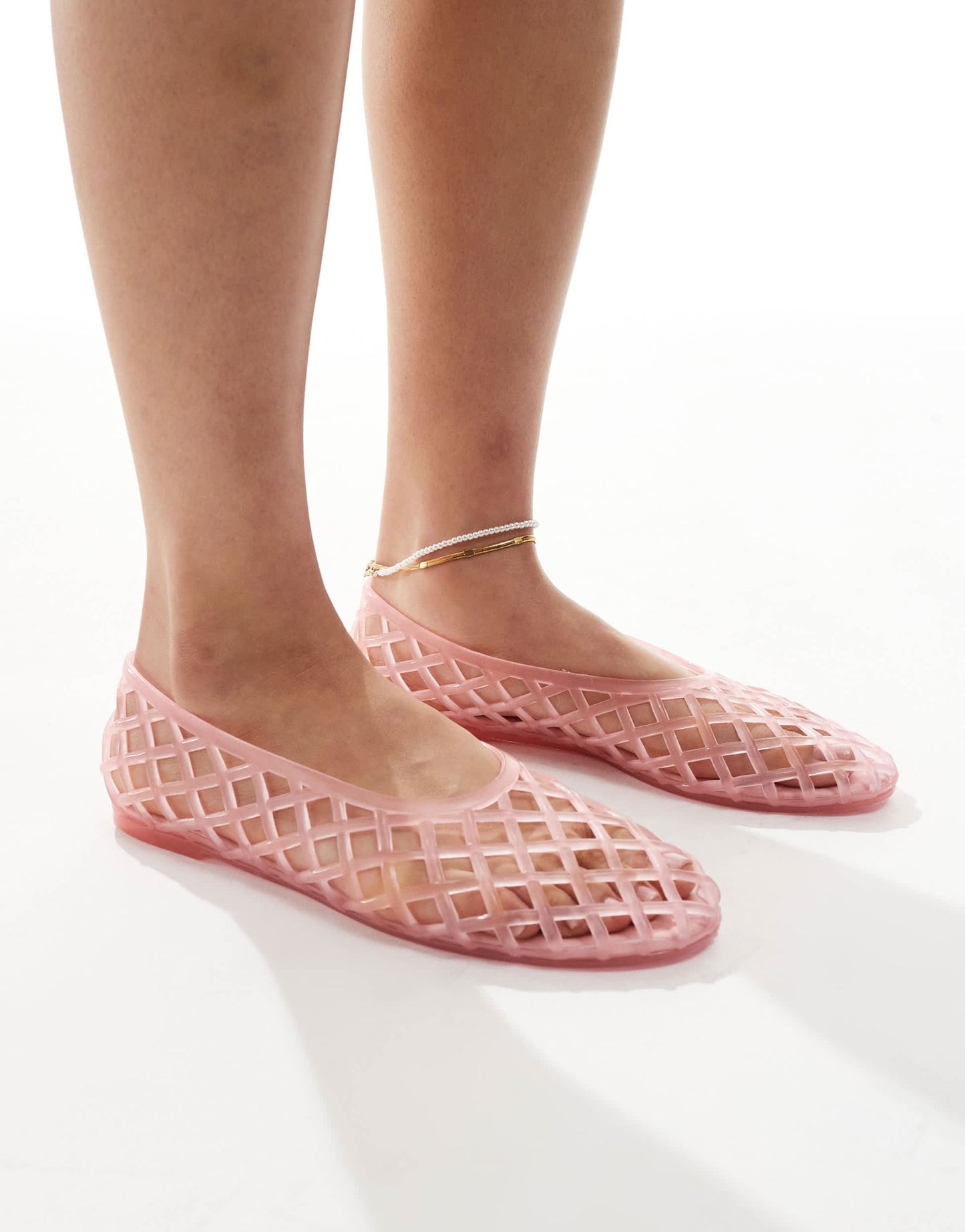 Stradivarius cut out jelly shoe in pink - ASOS Sample Sale