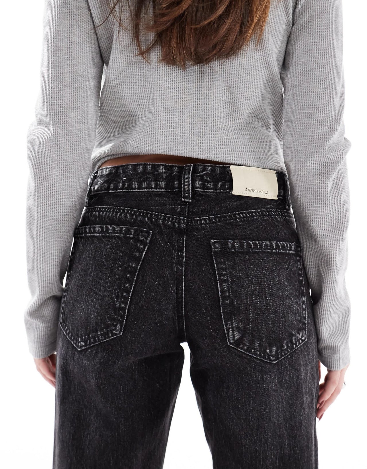 Stradivarius D03 low waisted straight leg jean in black wash - ASOS Sample Sale