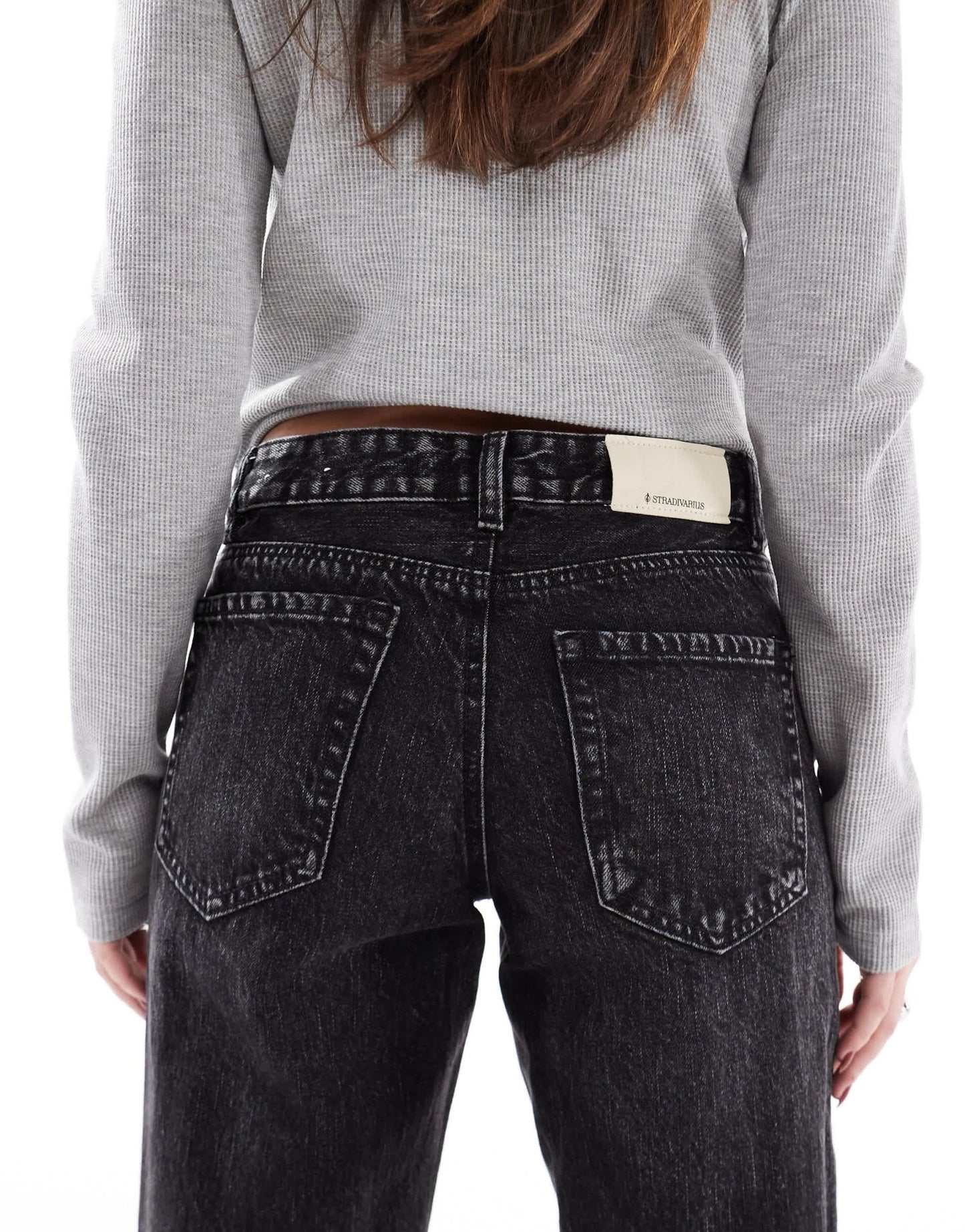 Stradivarius D03 low waisted straight leg jean in black wash - ASOS Sample Sale