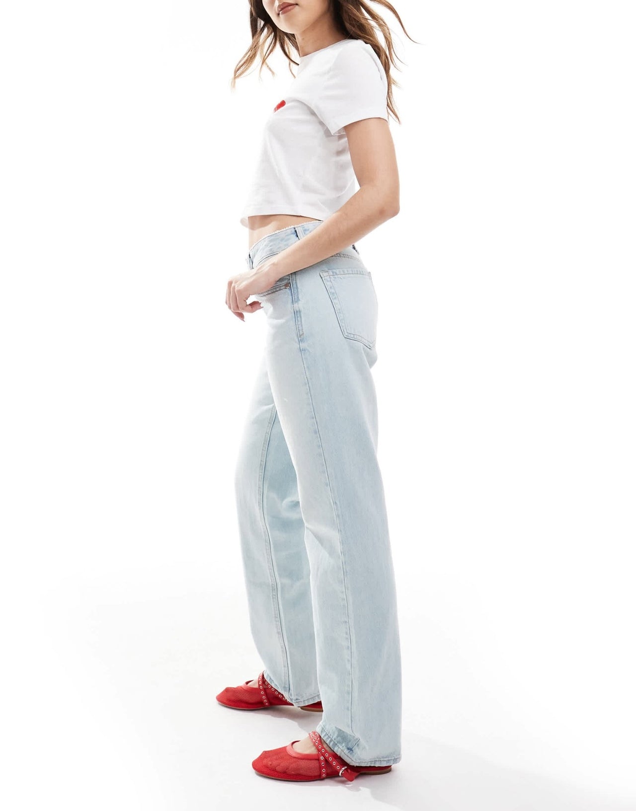 Stradivarius D03 low waisted straight leg jean in light blue wash - ASOS Sample Sale