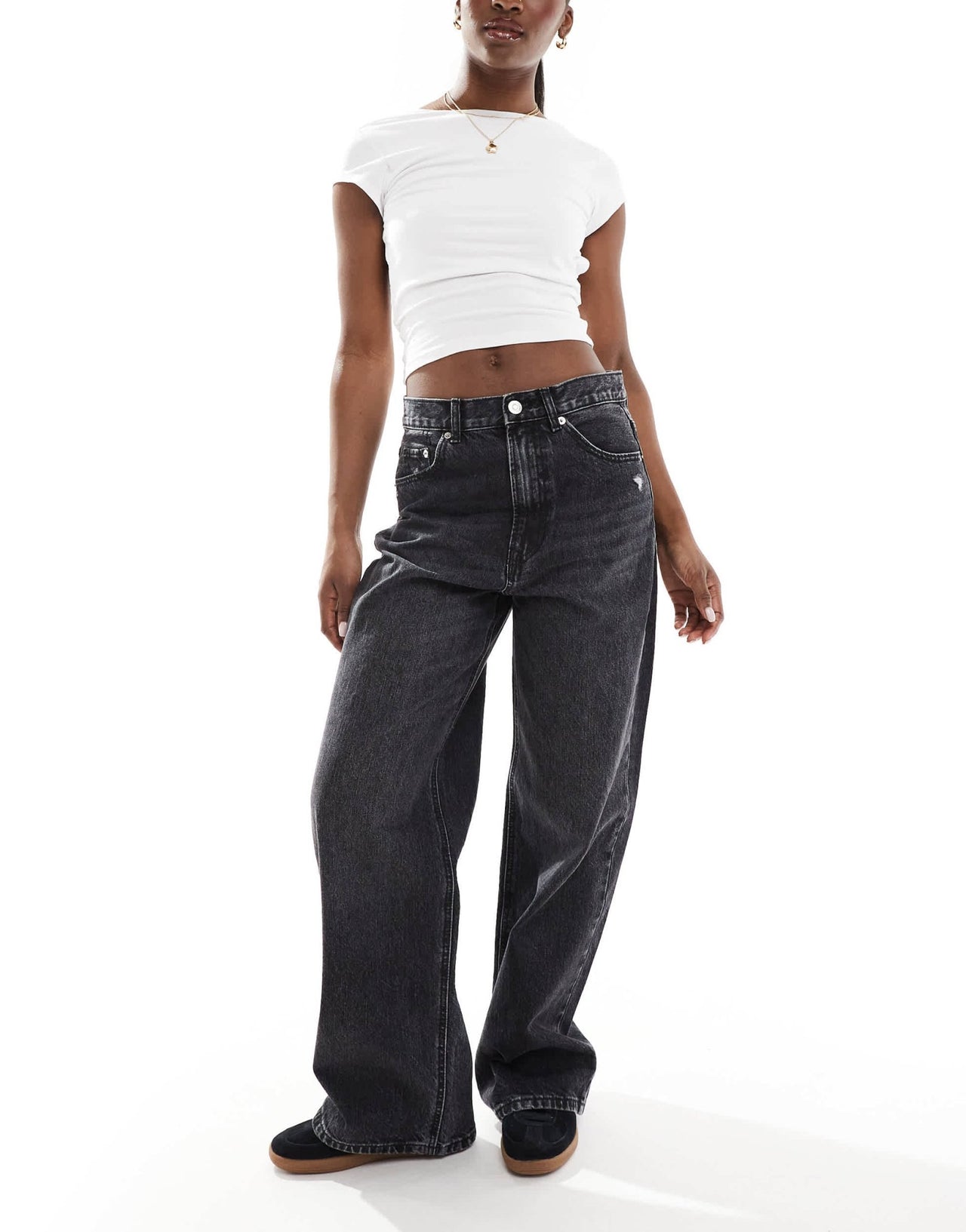 Stradivarius D88 straight jean in black wash - ASOS Sample Sale