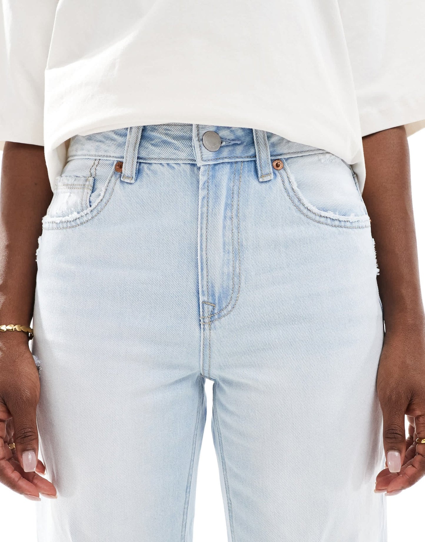 Stradivarius D92 straight ripped jeans in light blue wash - ASOS Sample Sale