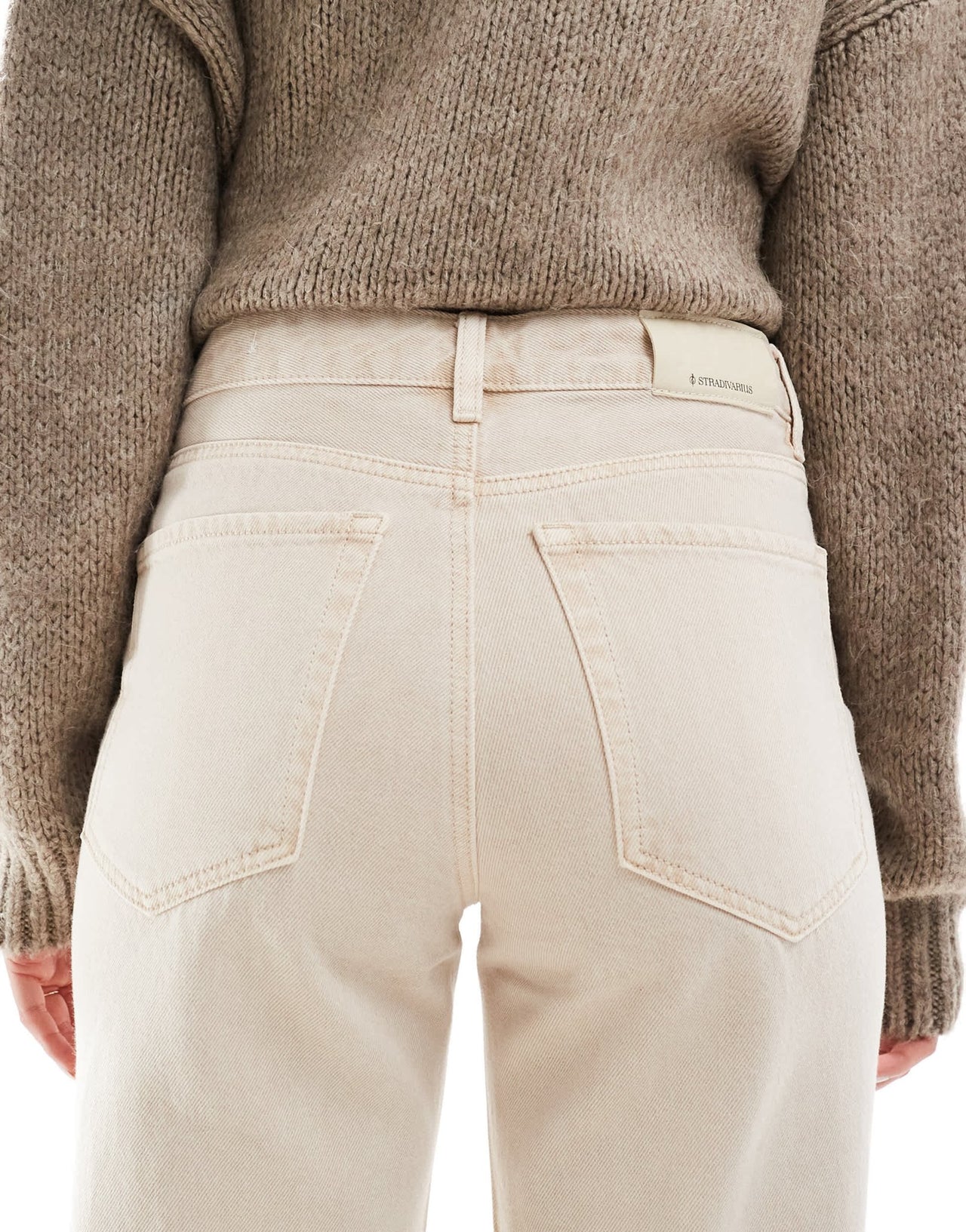 Stradivarius D92 wide leg dad jean in beige - ASOS Sample Sale